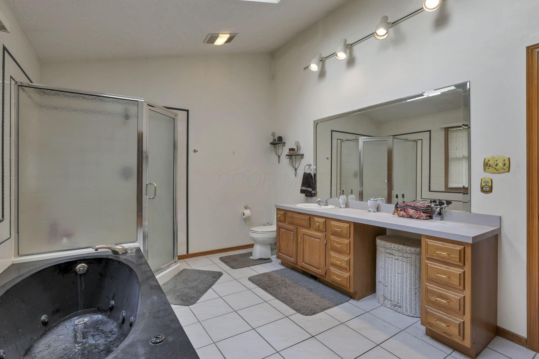 780 Diley Road Property Photo 37