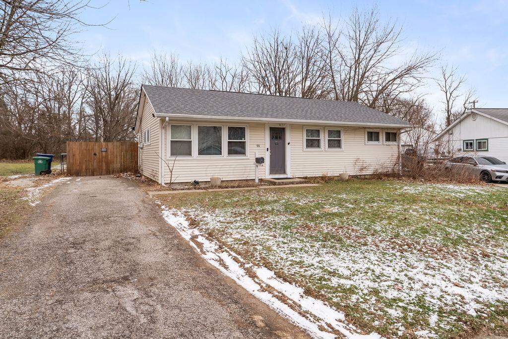 90 Richards Drive Property Photo 3