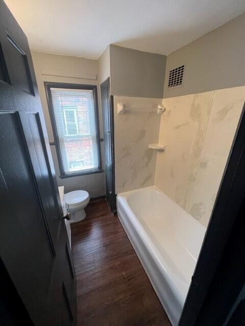 1566 Northwest Boulevard Property Photo 5