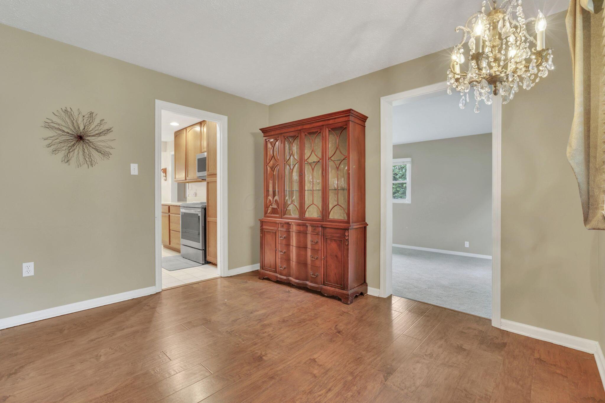 122 Wilshire Drive Property Photo 9