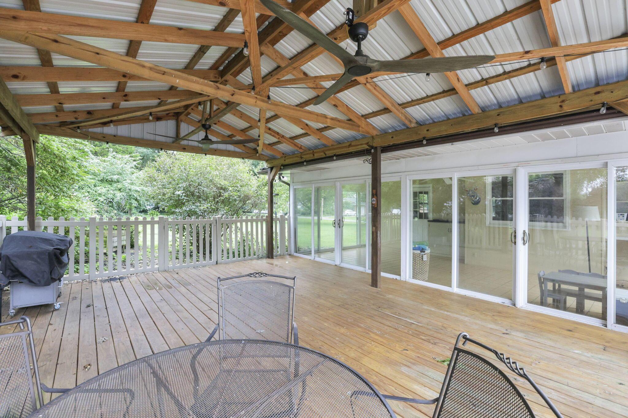 122 Wilshire Drive Property Photo 43