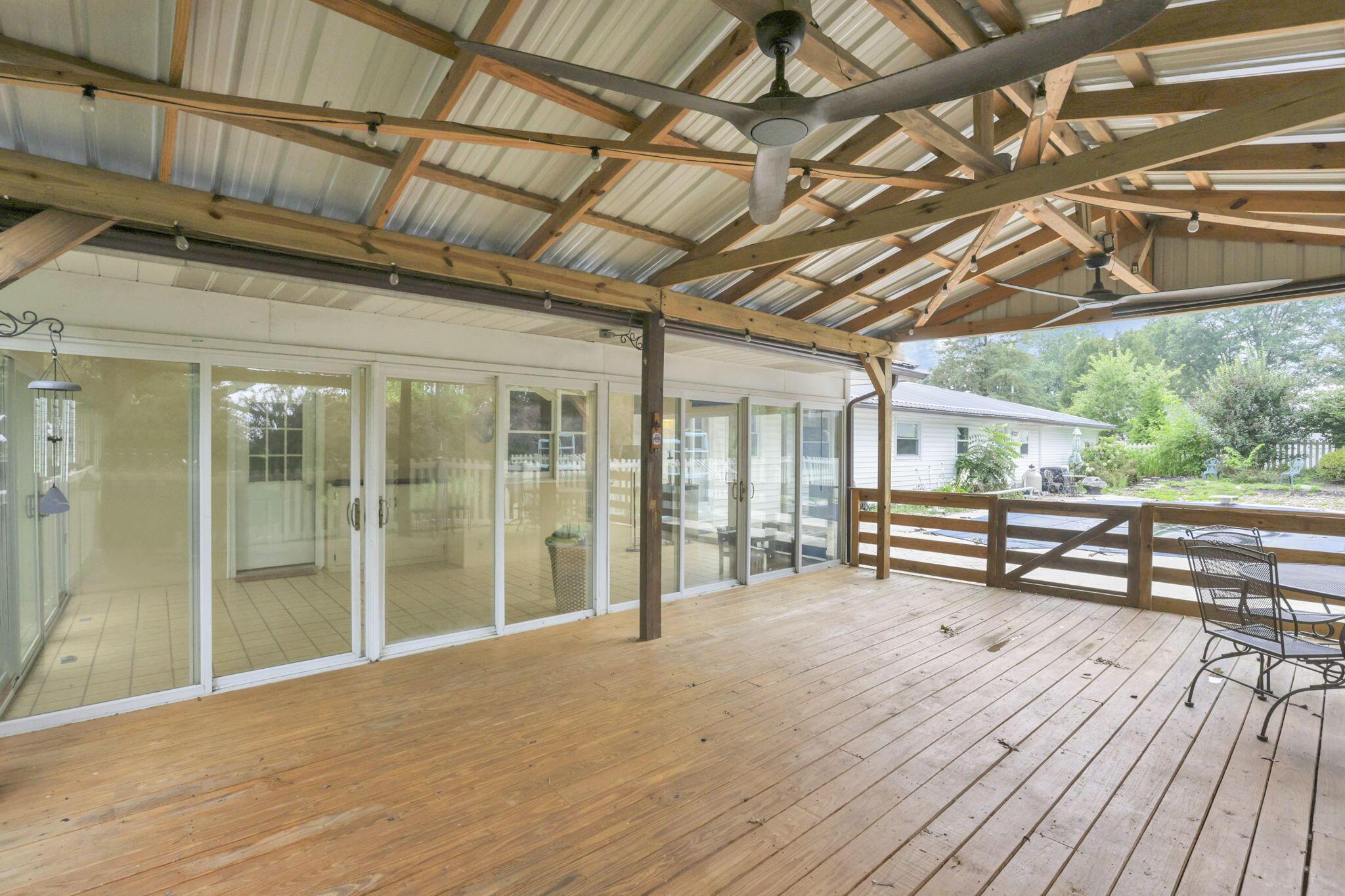 122 Wilshire Drive Property Photo 44
