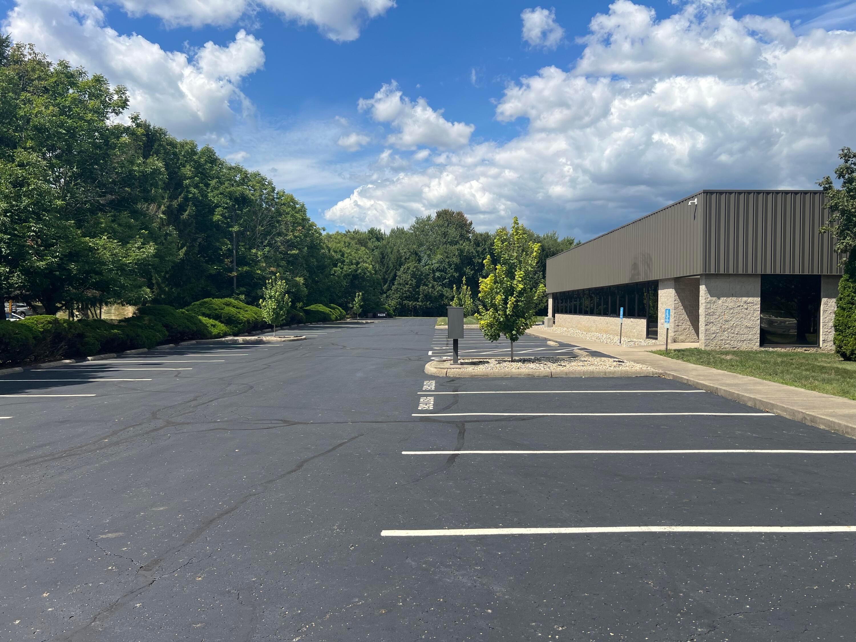 6235 Enterprise Court Property Photo 3