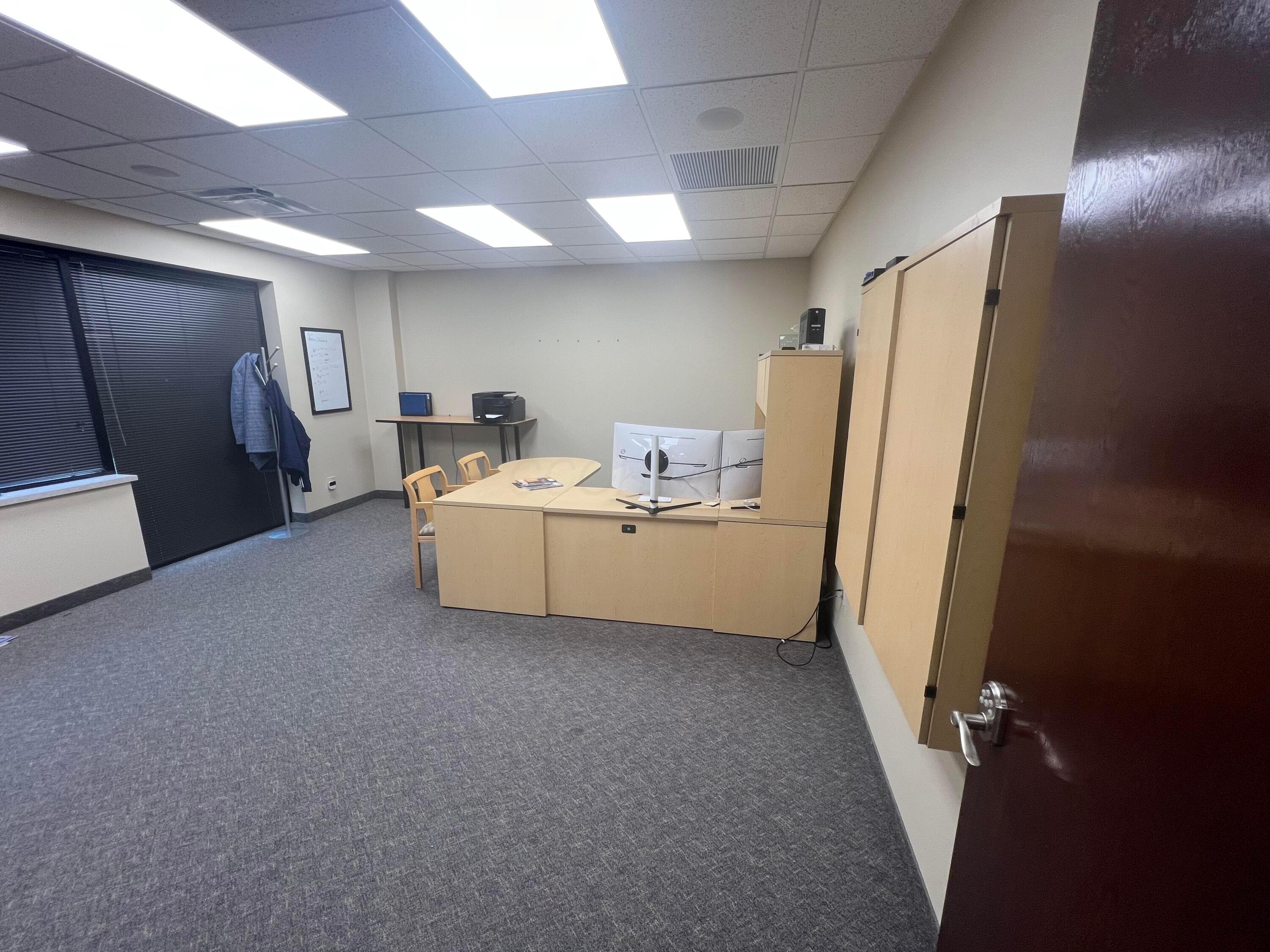 6235 Enterprise Court Property Photo 10
