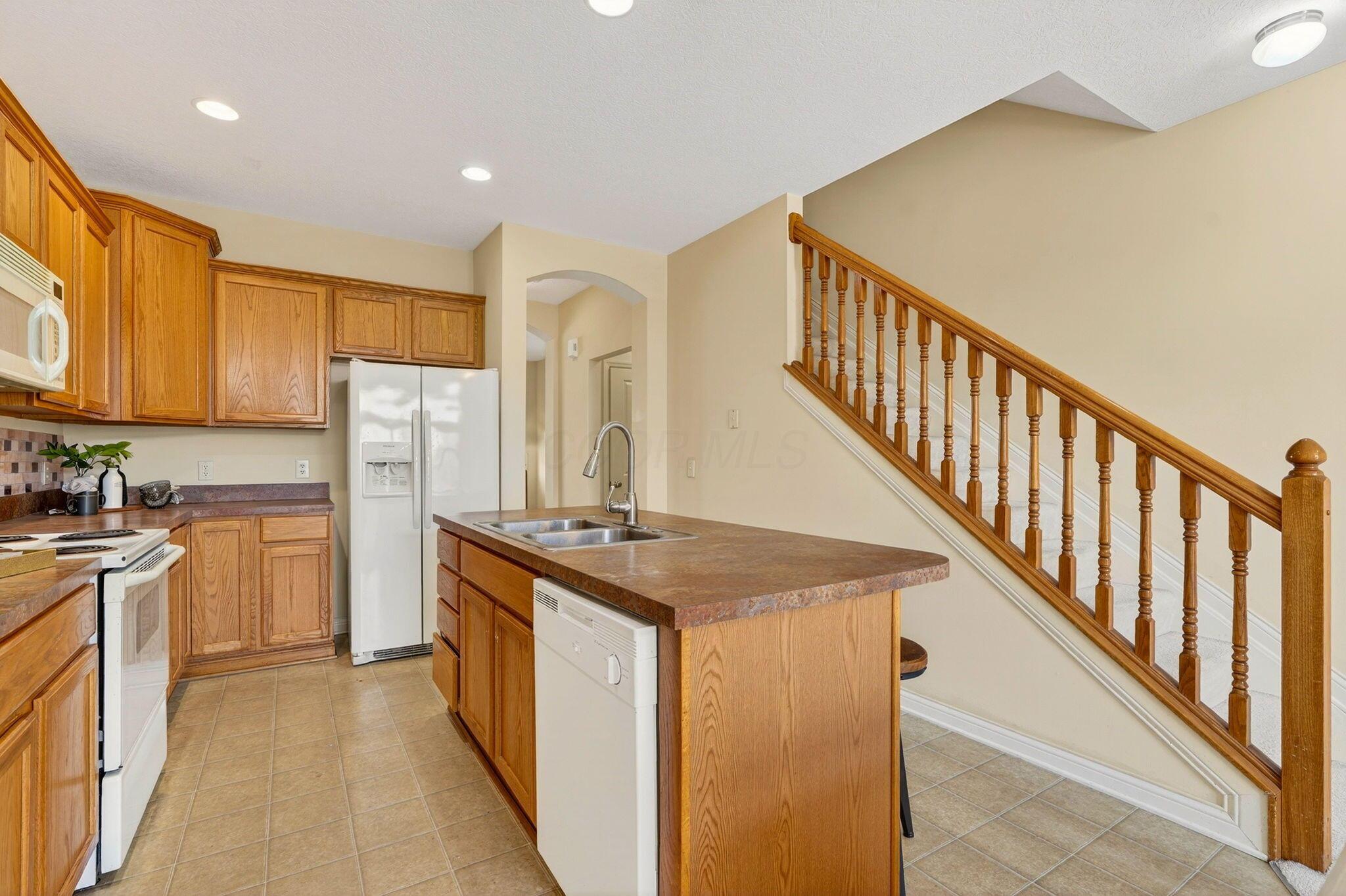 324 Benedetti Avenue Property Photo 7