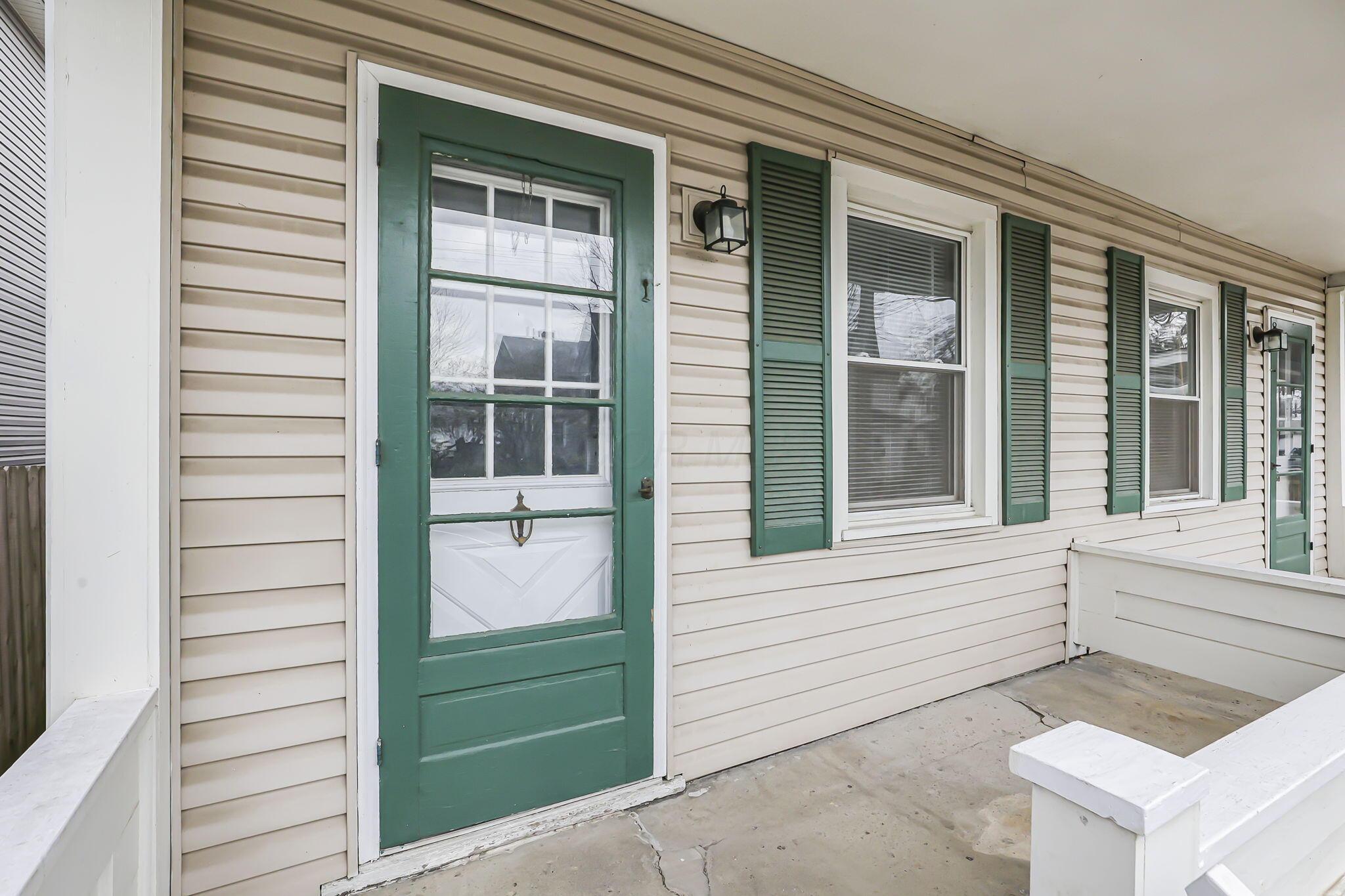 1858 S 5th Street Property Photo 4