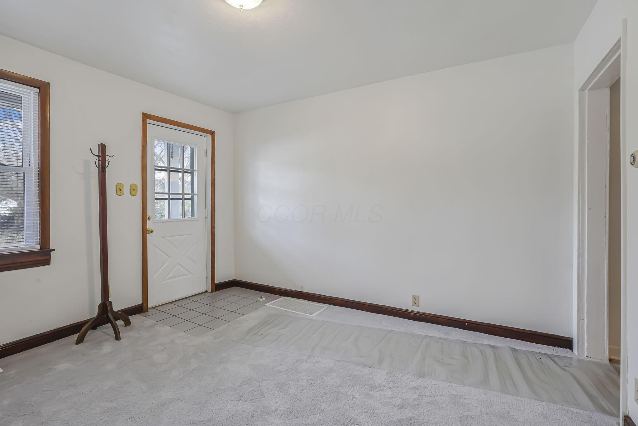 1858 S 5th Street Property Photo 8