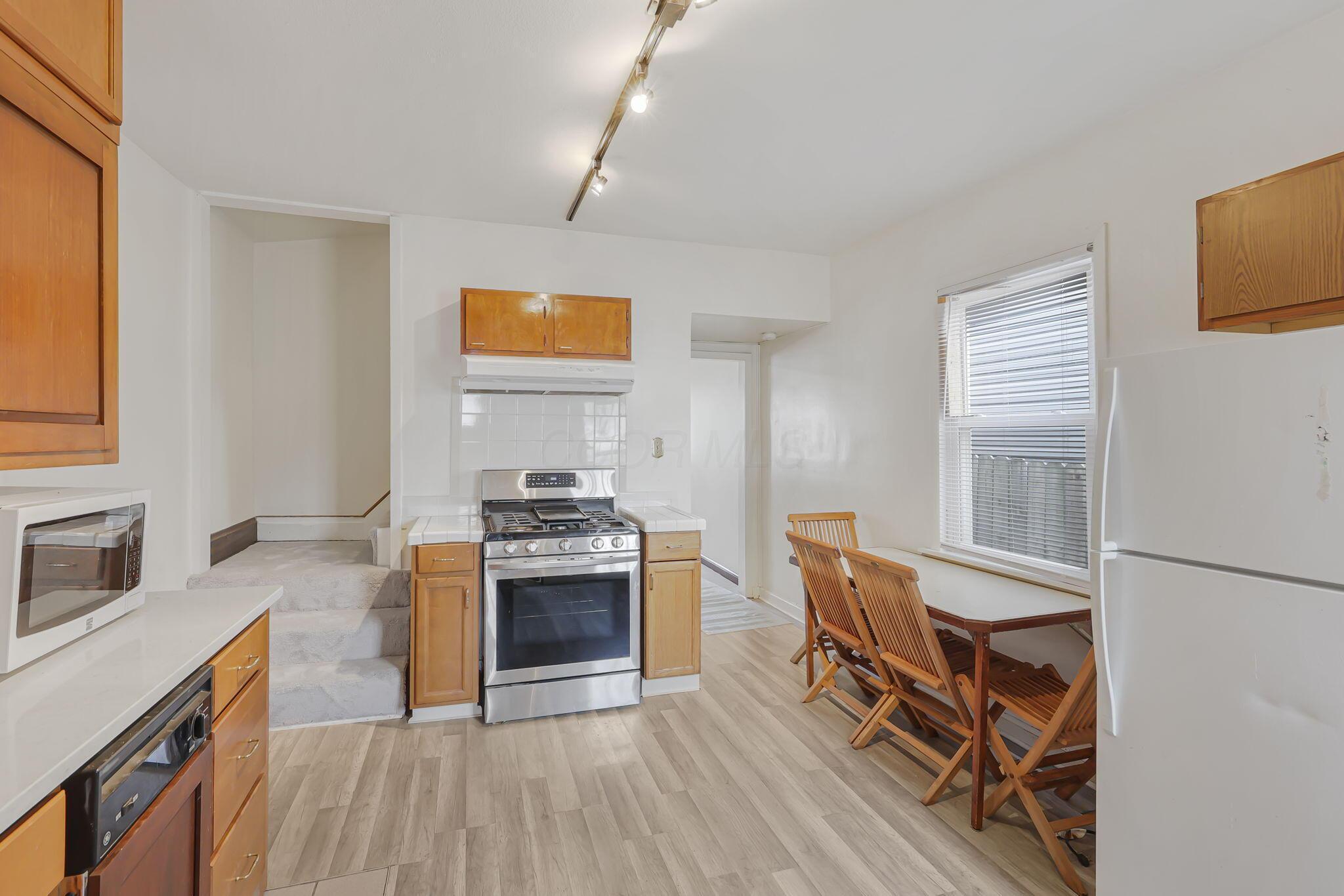 1858 S 5th Street Property Photo 14