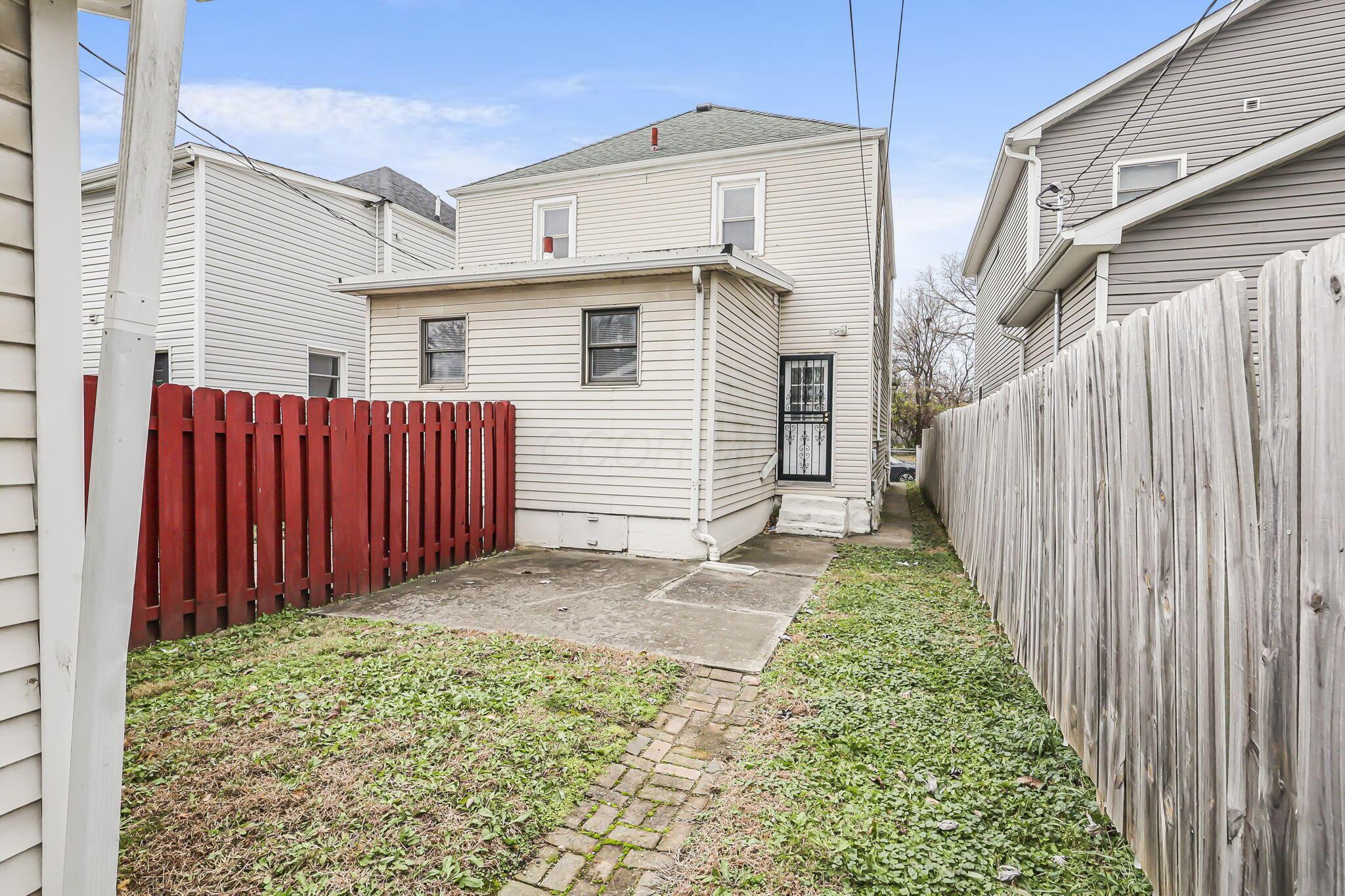1858 S 5th Street Property Photo 27