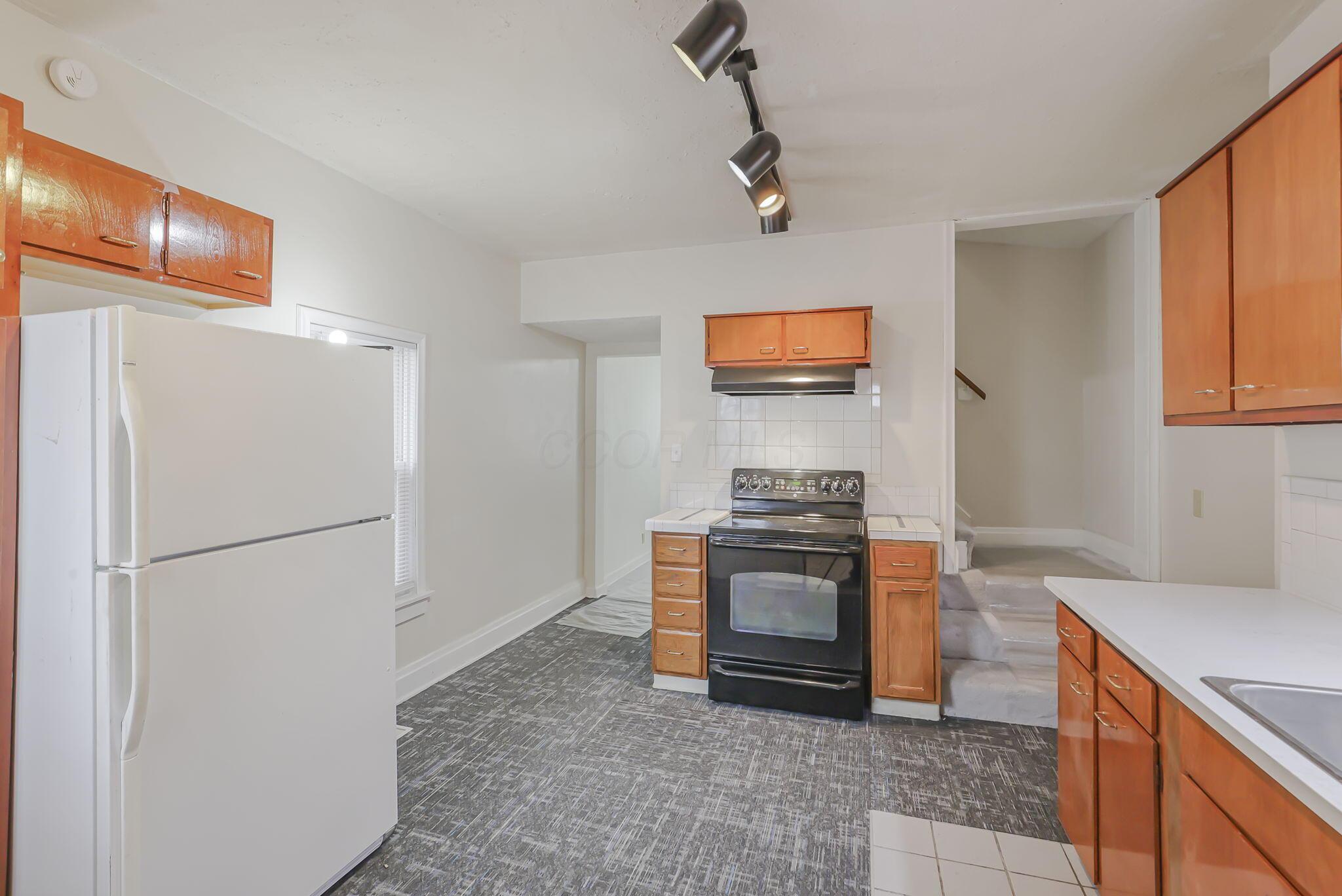 1858 S 5th Street Property Photo 35