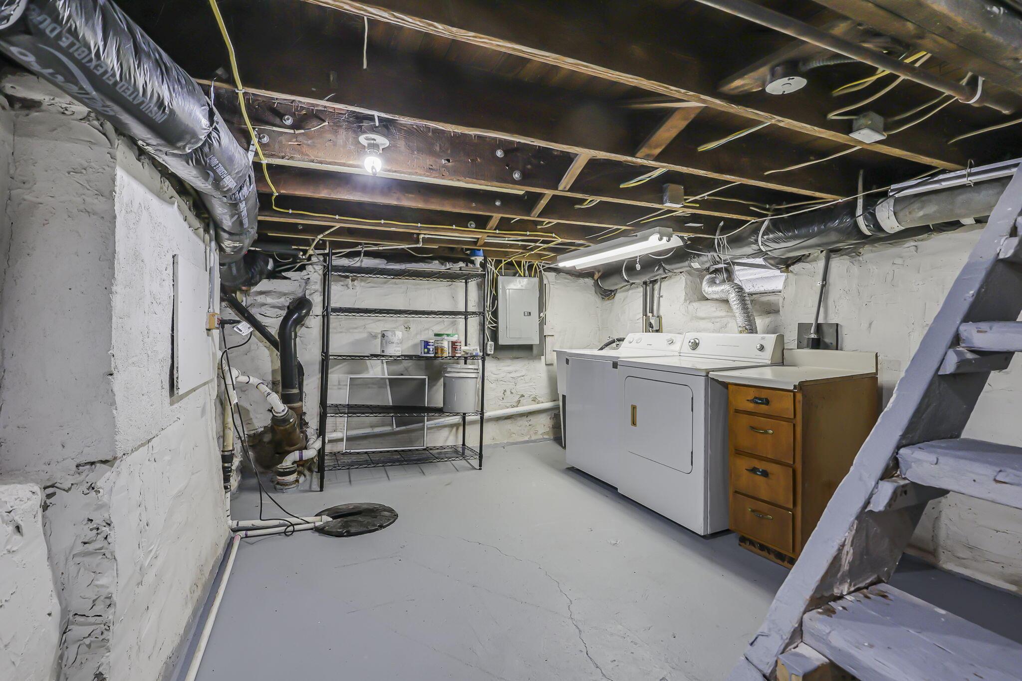 1858 S 5th Street Property Photo 45