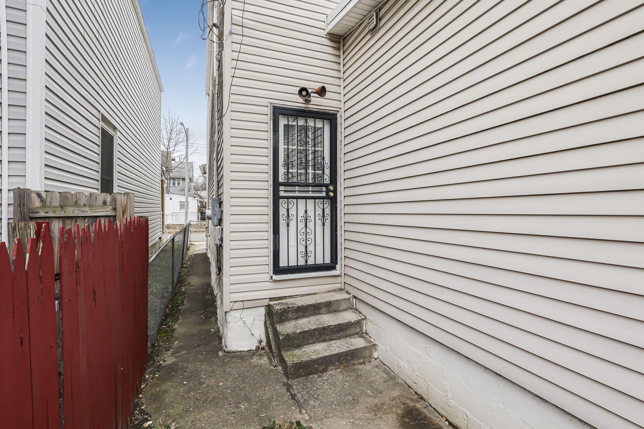 1858 S 5th Street Property Photo 47