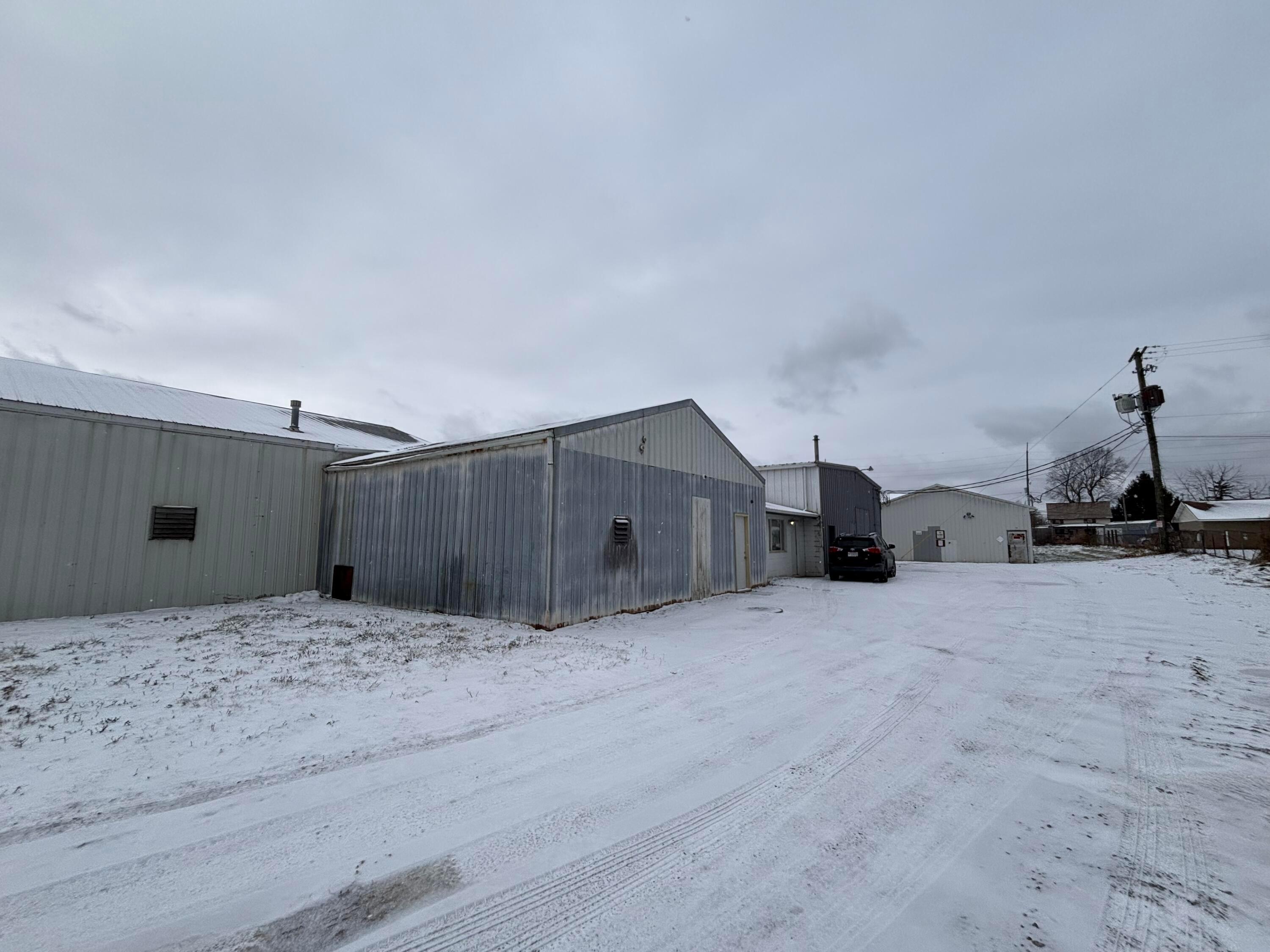 15 E National Drive Property Photo 8
