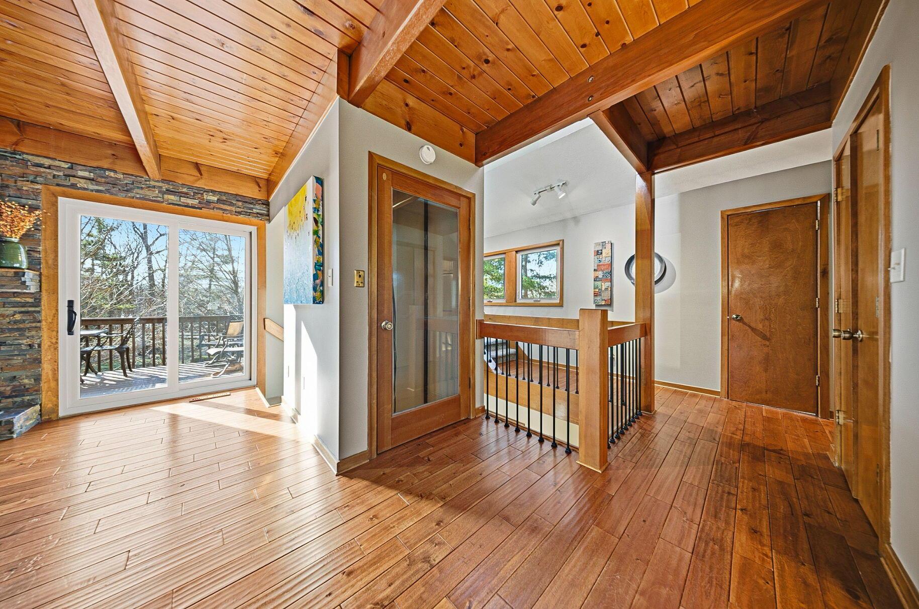 487 Beachside Drive Property Photo 25