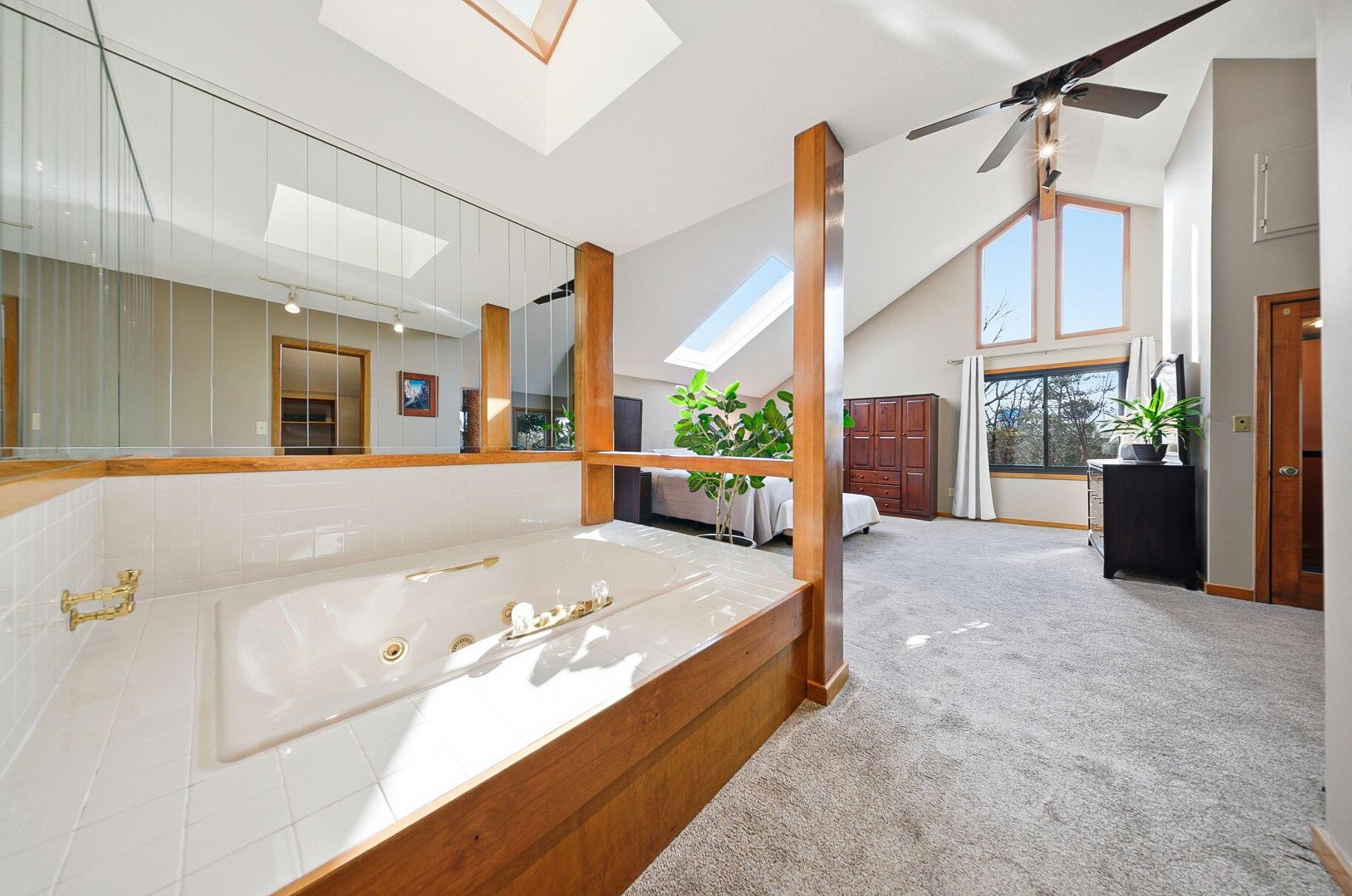 487 Beachside Drive Property Photo 38