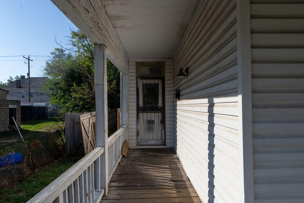 1121 E Livingston Avenue Property Photo 4