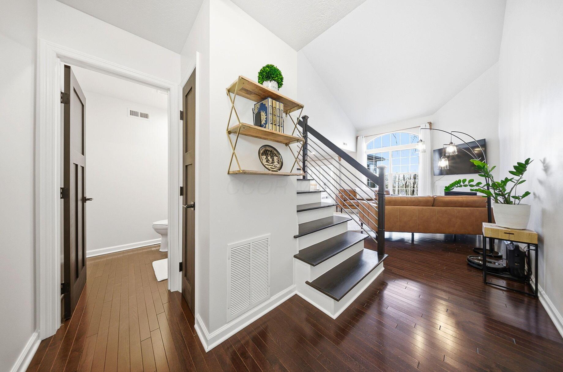 5022 Vinington Place Property Photo 6