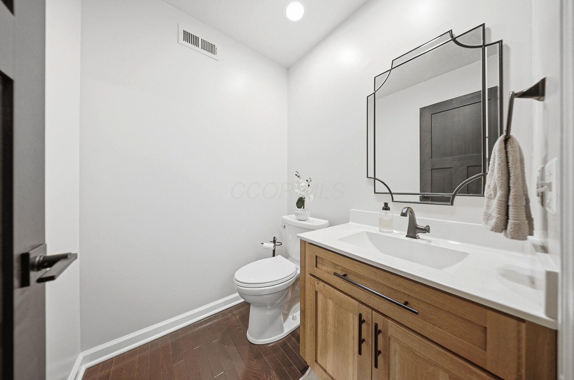 5022 Vinington Place Property Photo 7