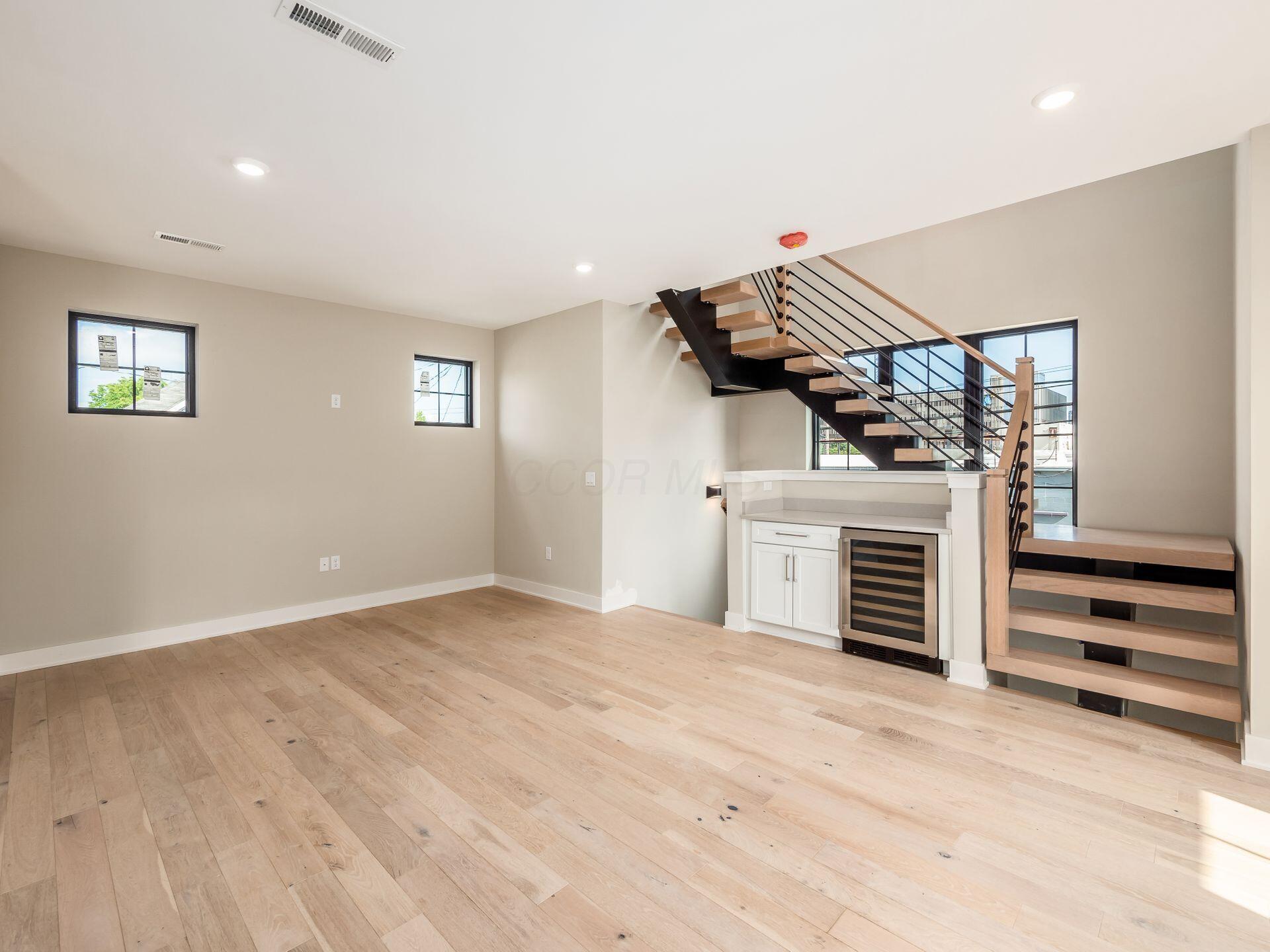 424 Jackson Street Property Photo 11