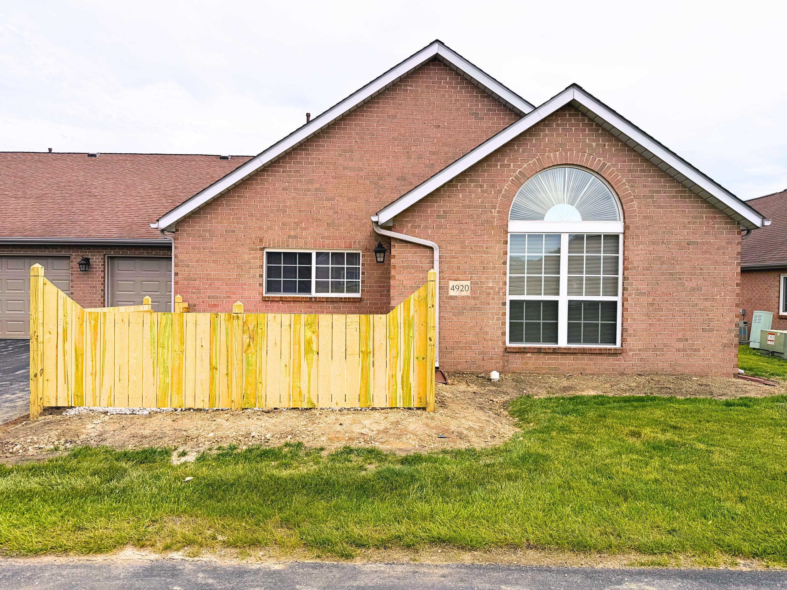 4920 Meadow Run Drive Property Photo 1