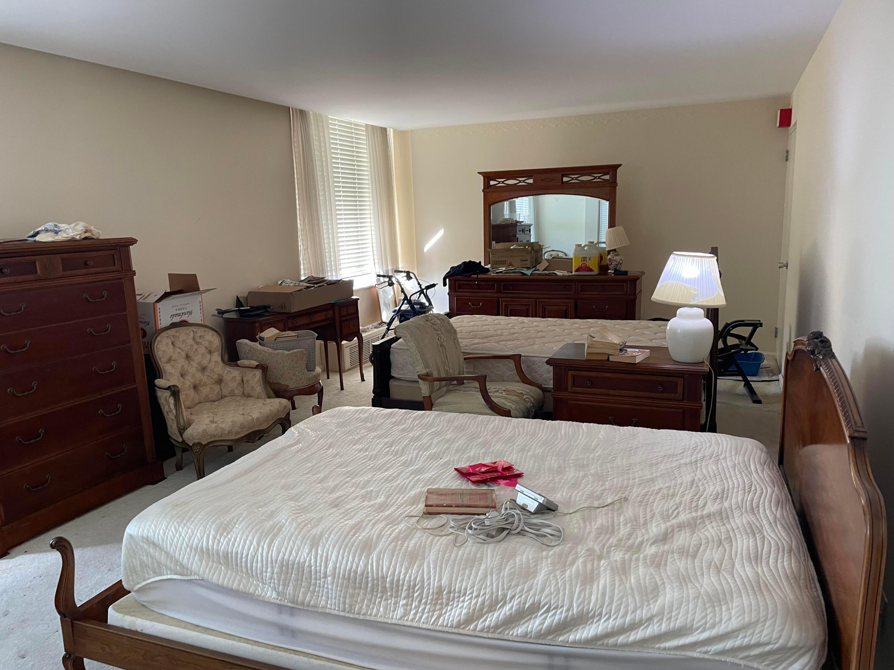 1000 Urlin Avenue, 1402 Property Photo 5