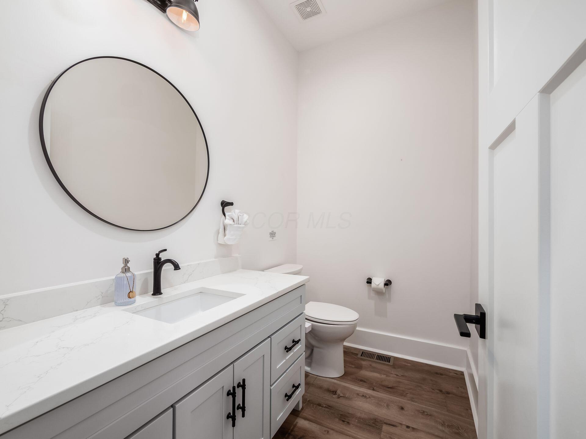 4916 Olentangy River Road Property Photo 31