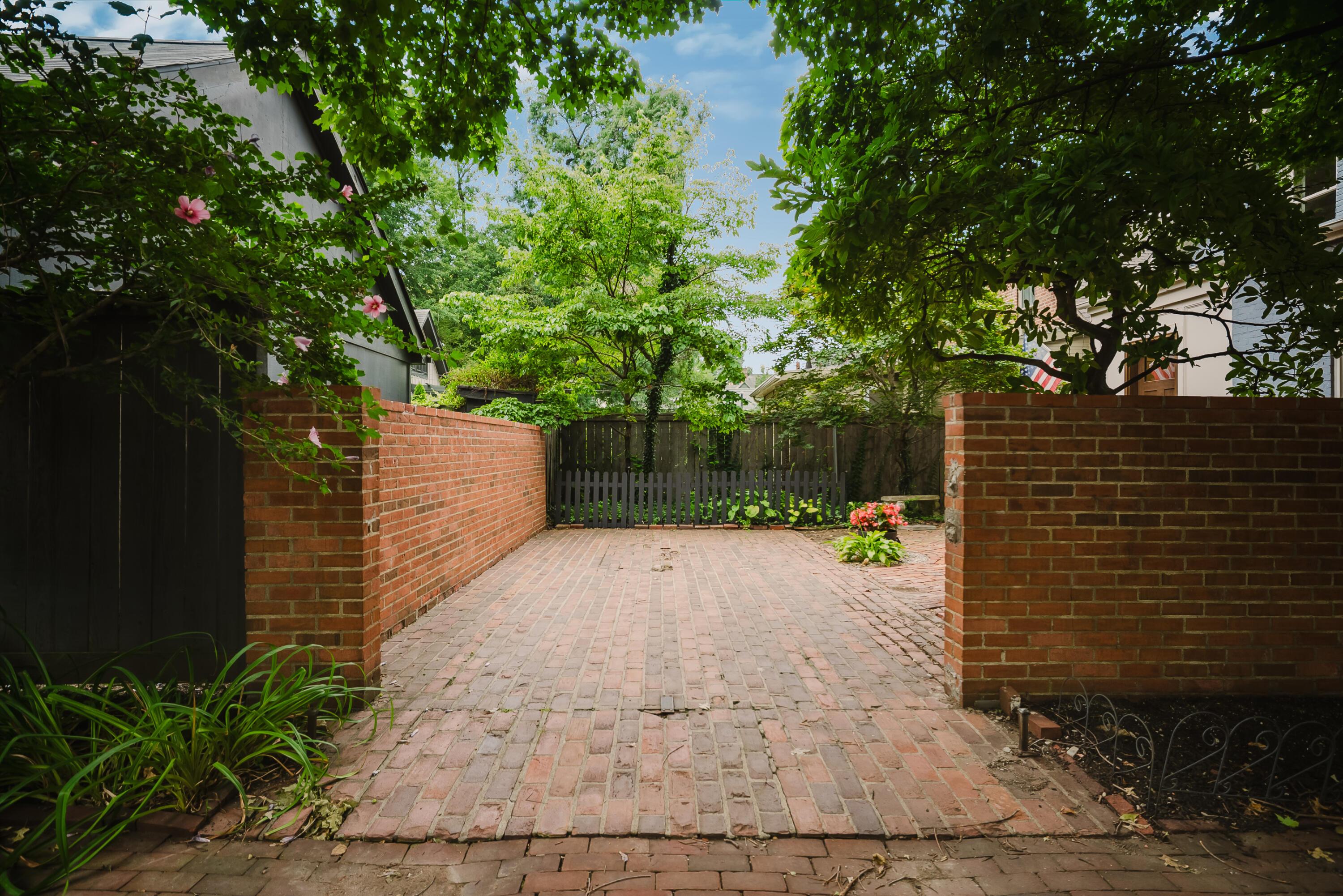 33 E Frankfort Street Property Photo 49