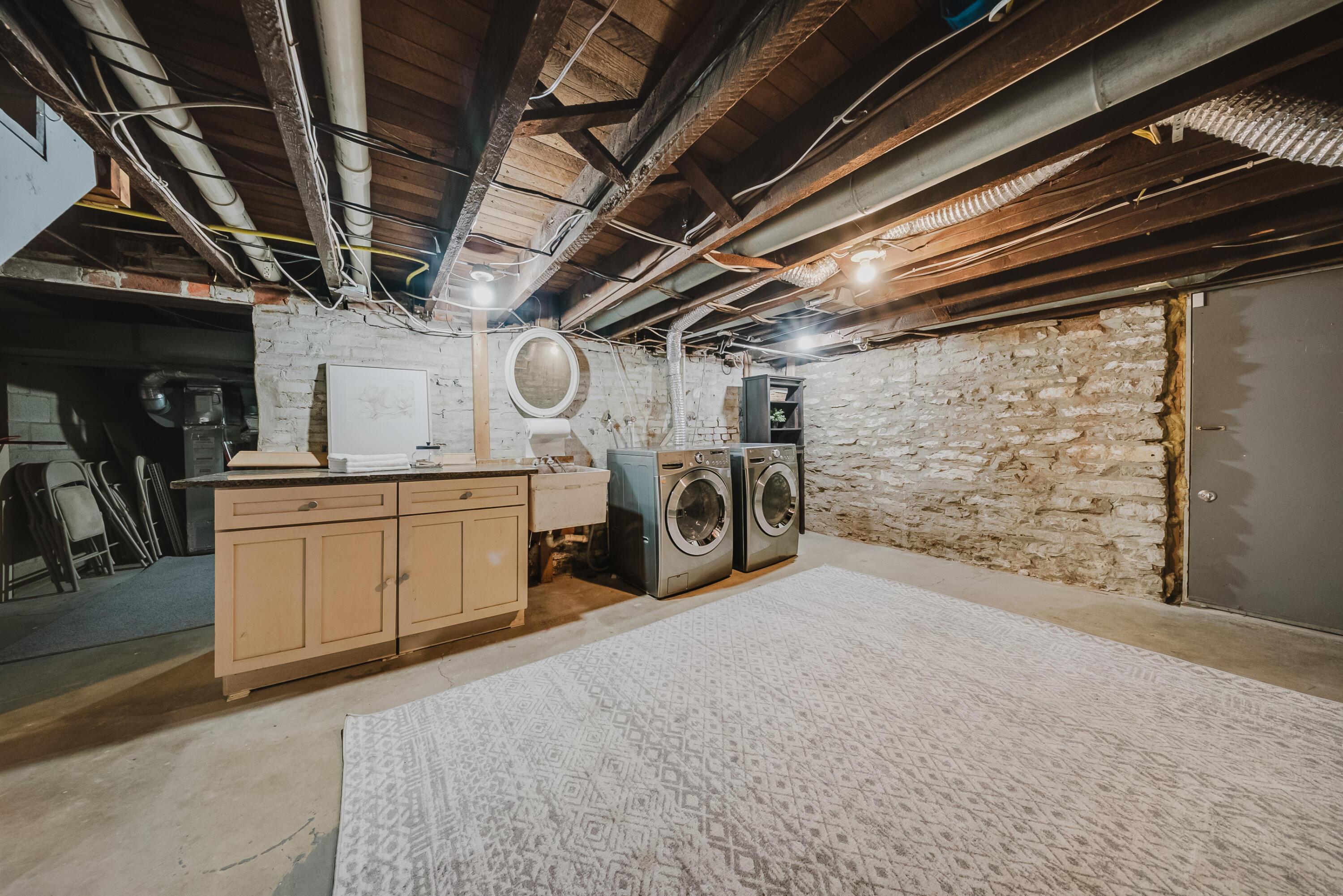 33 E Frankfort Street Property Photo 60