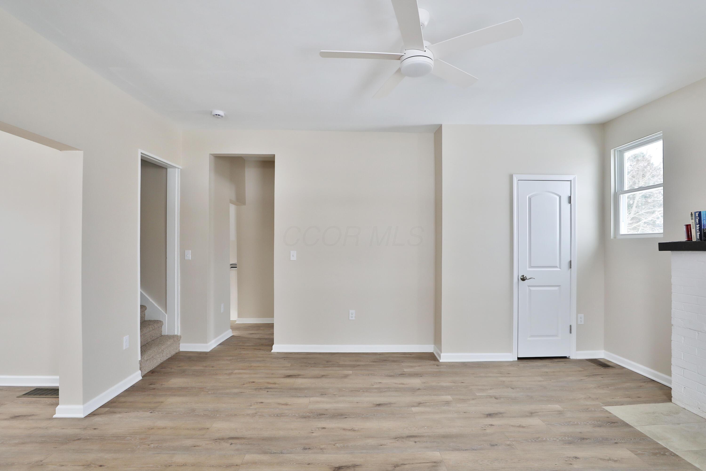 24131 State Route 161 Property Photo 5