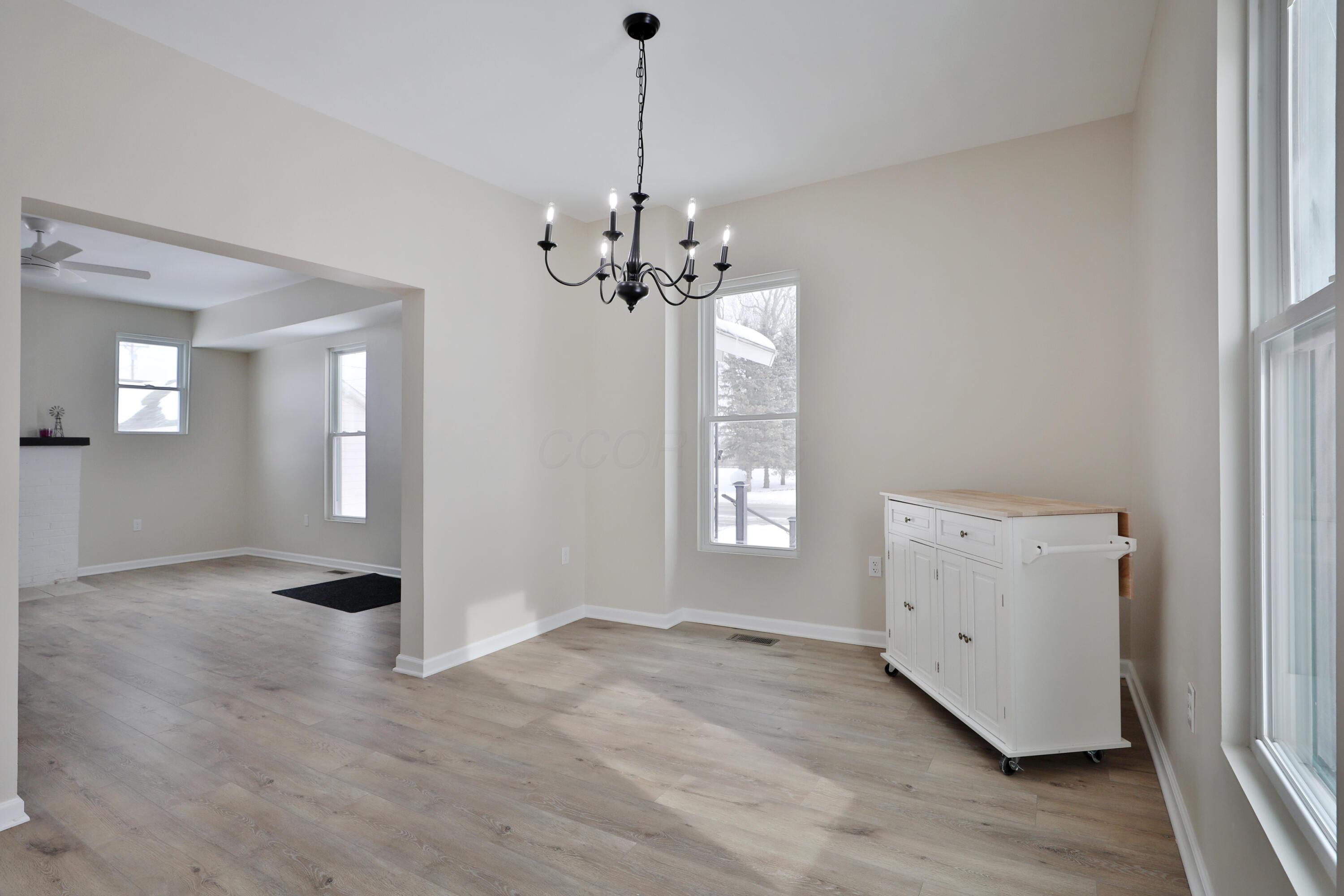 24131 State Route 161 Property Photo 8