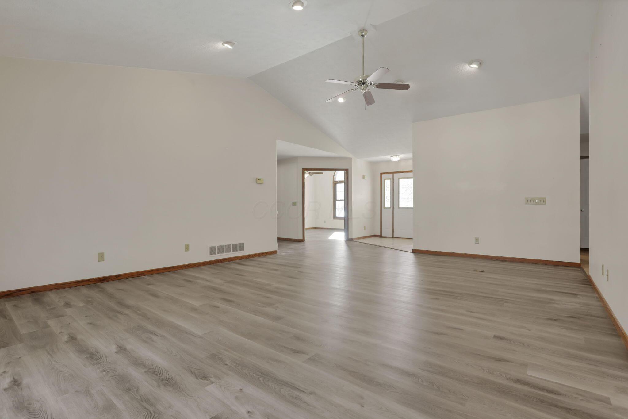 655 W Thrush Avenue Property Photo 9