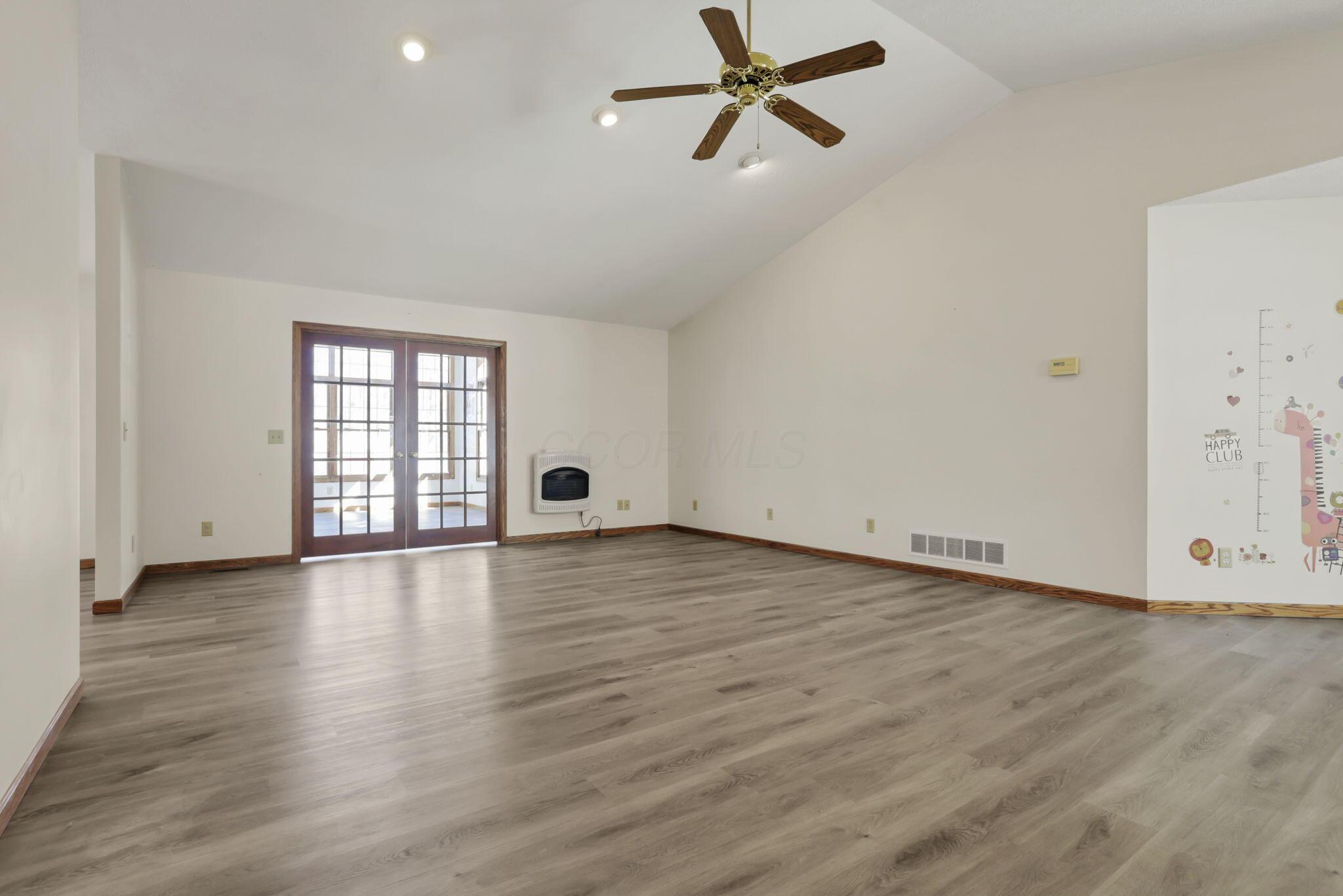 655 W Thrush Avenue Property Photo 10
