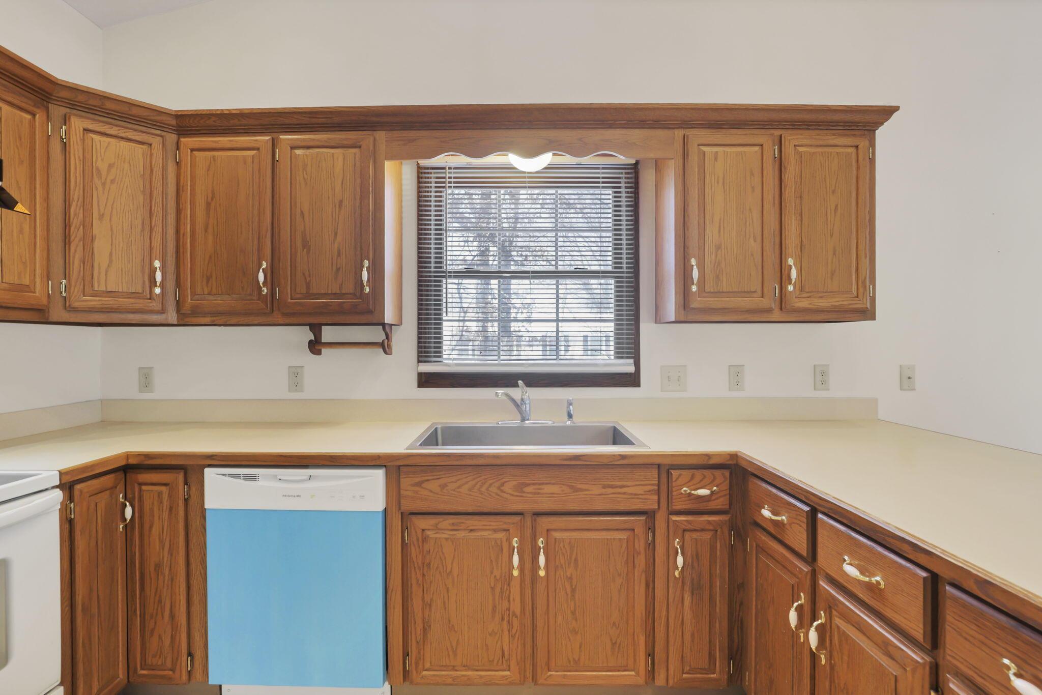 655 W Thrush Avenue Property Photo 18