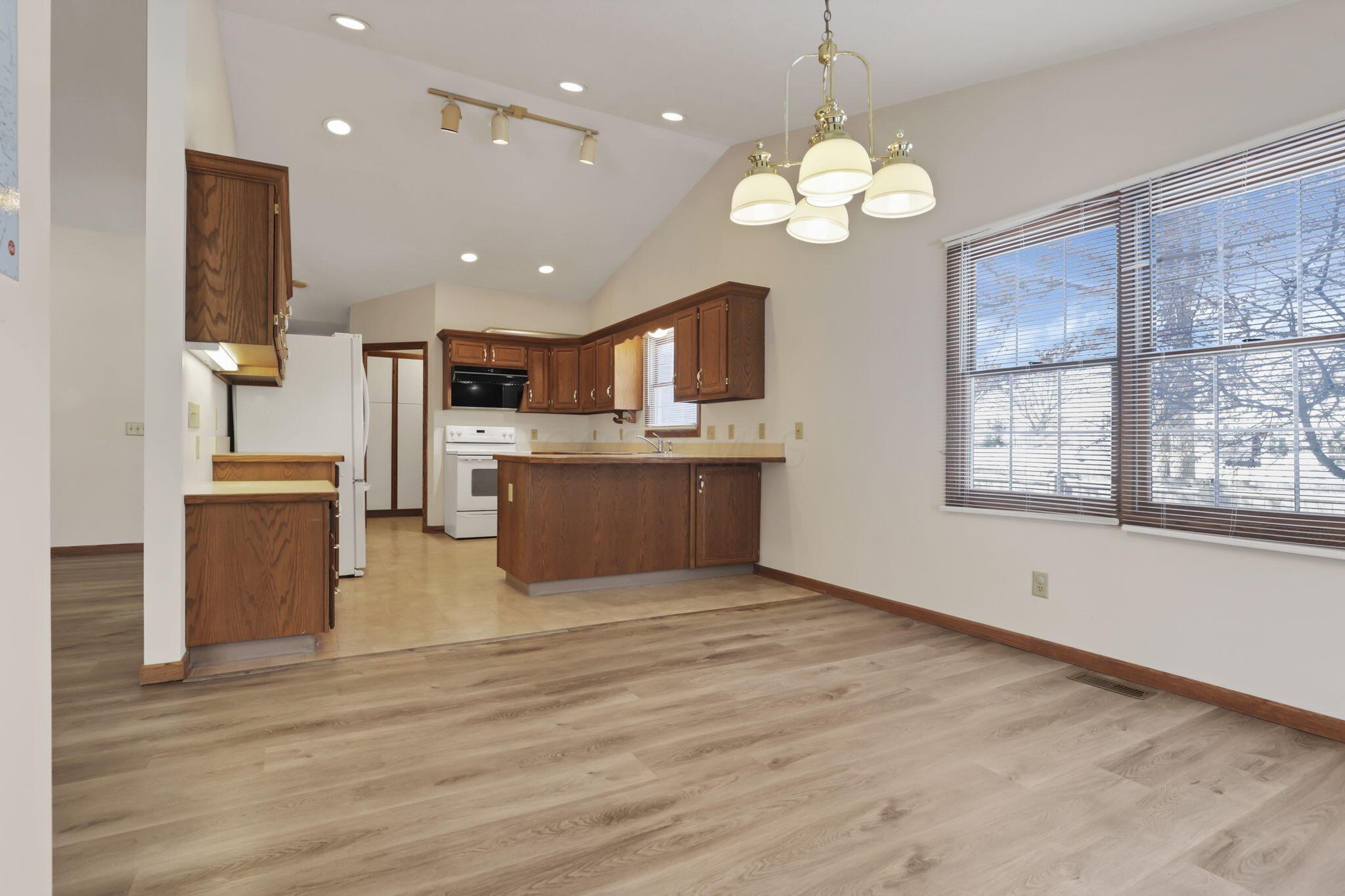 655 W Thrush Avenue Property Photo 20