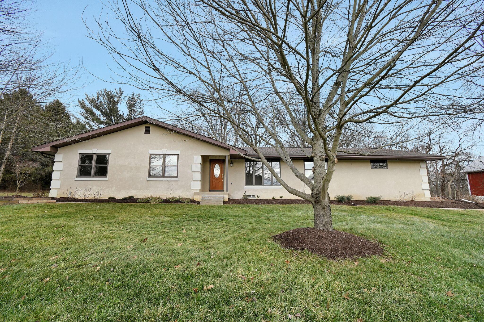 13669 E State Route 37 Property Photo 1