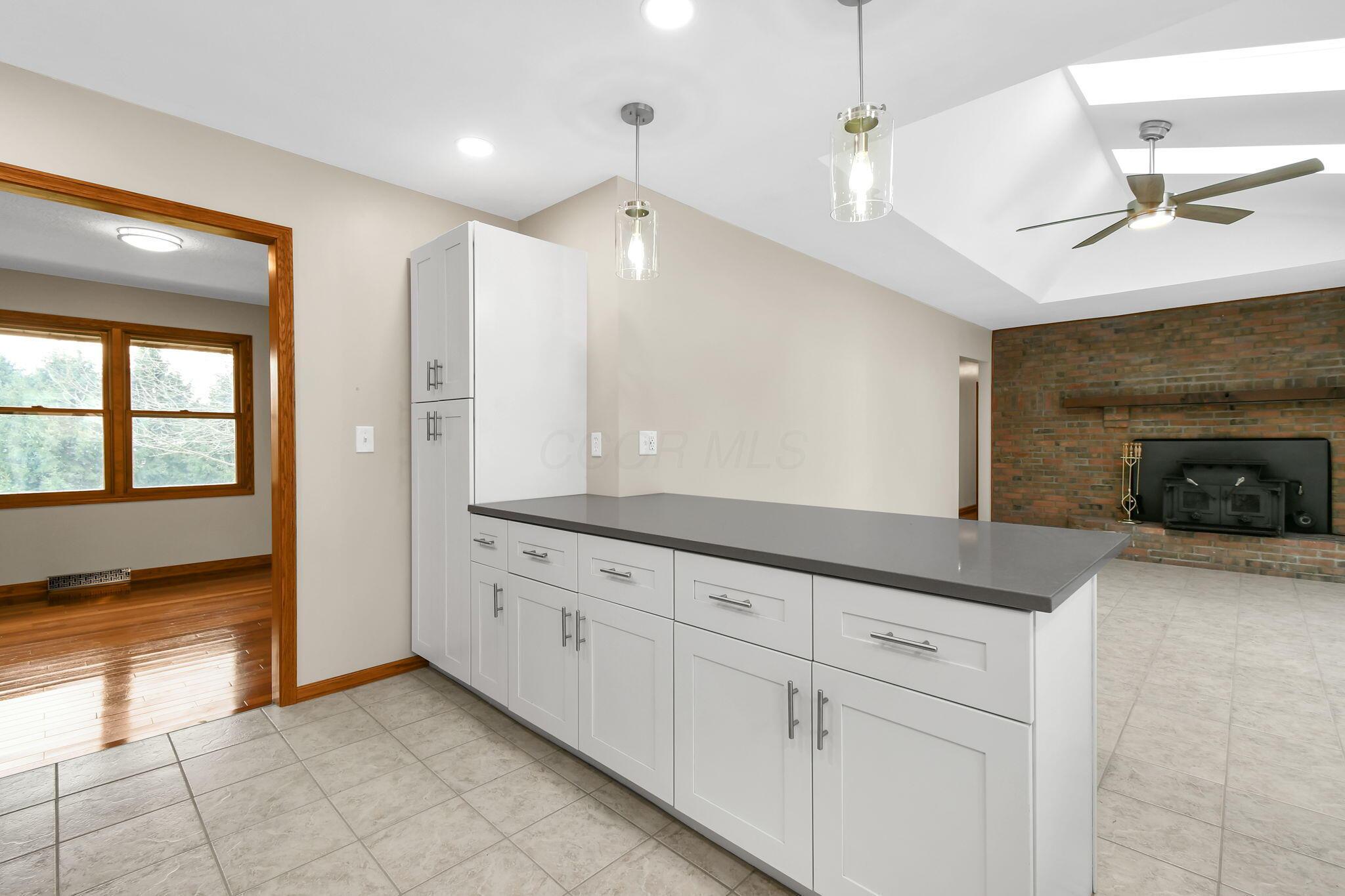 13669 E State Route 37 Property Photo 6