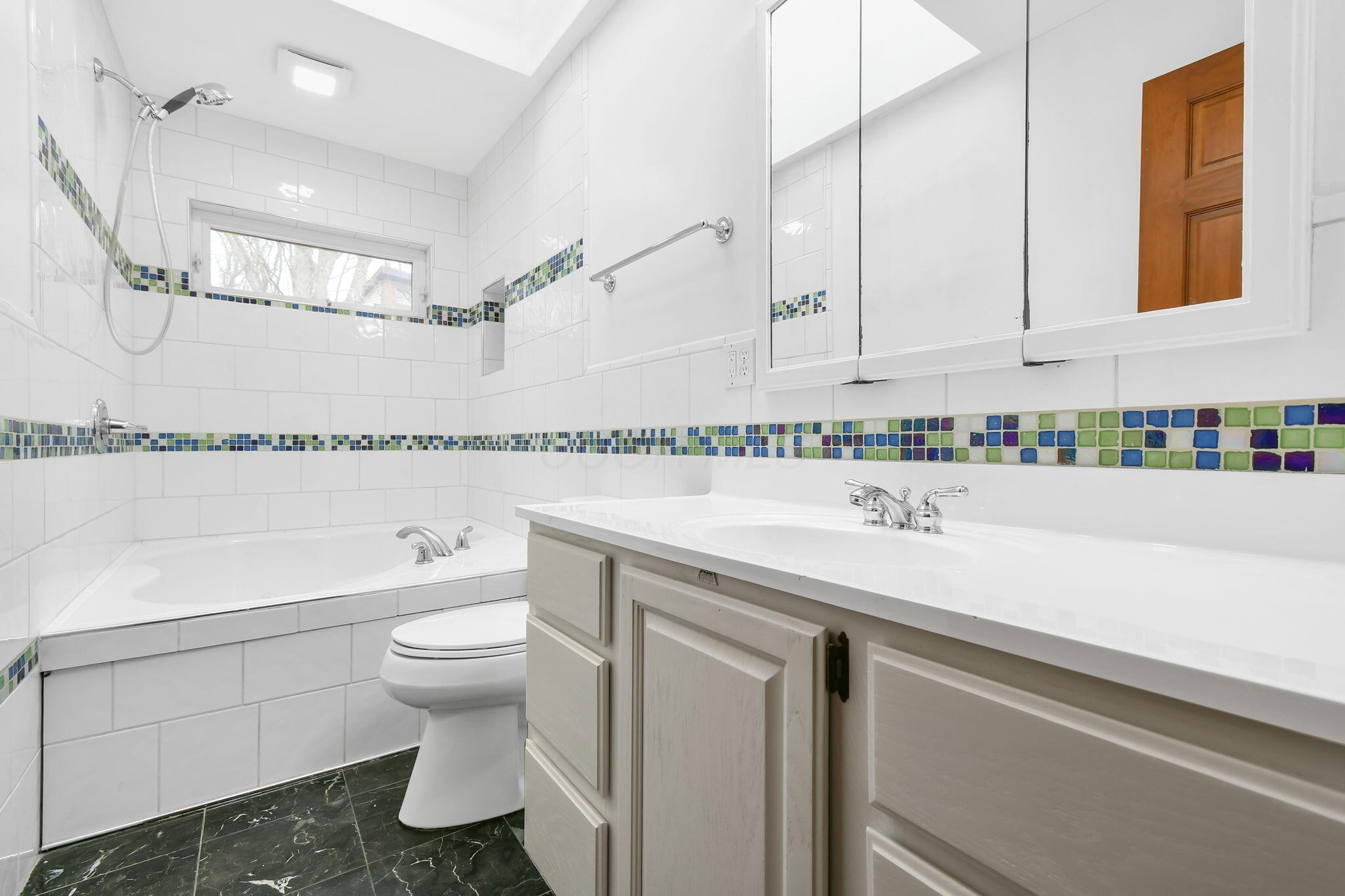 13669 E State Route 37 Property Photo 17
