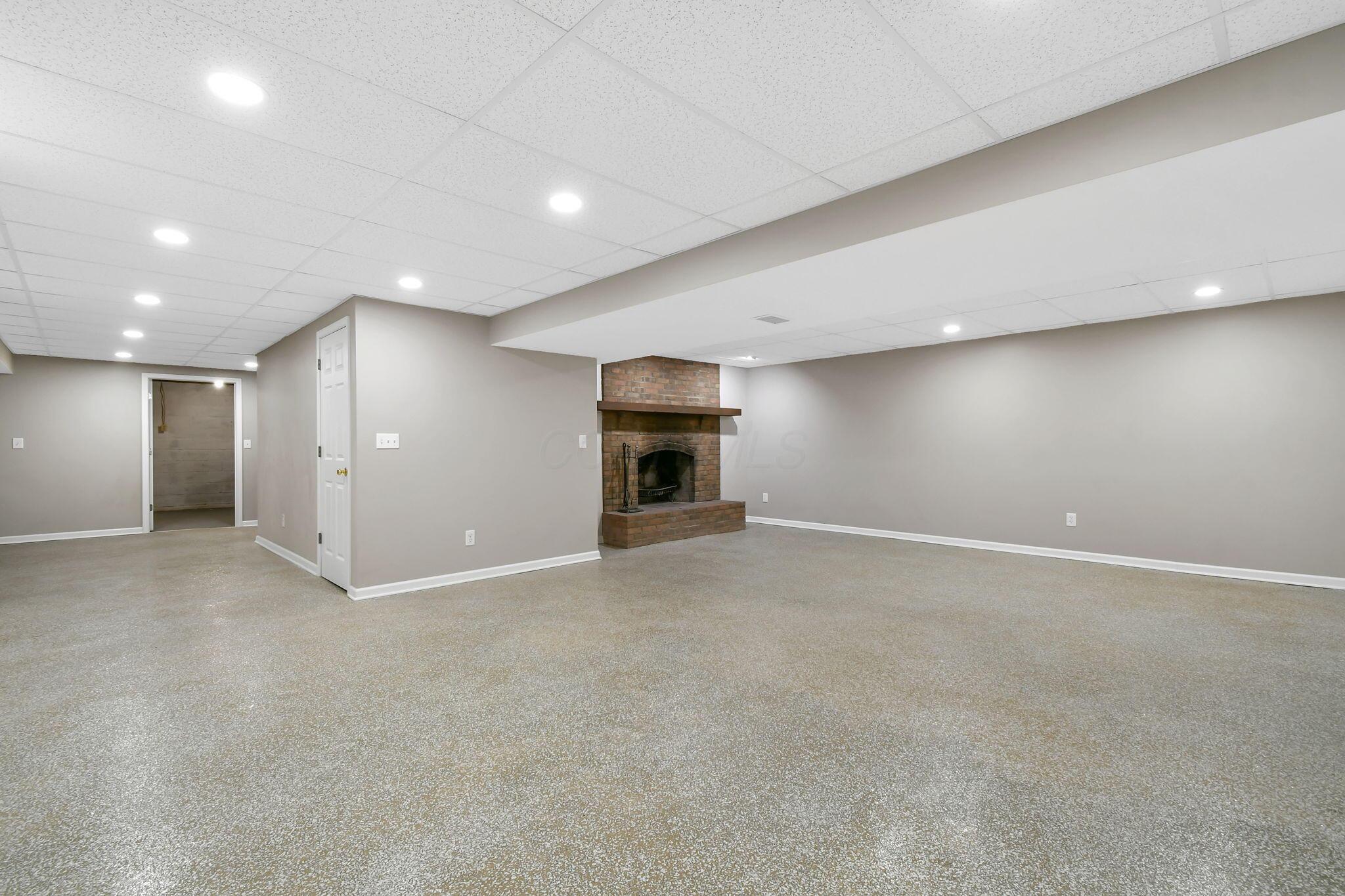 13669 E State Route 37 Property Photo 25