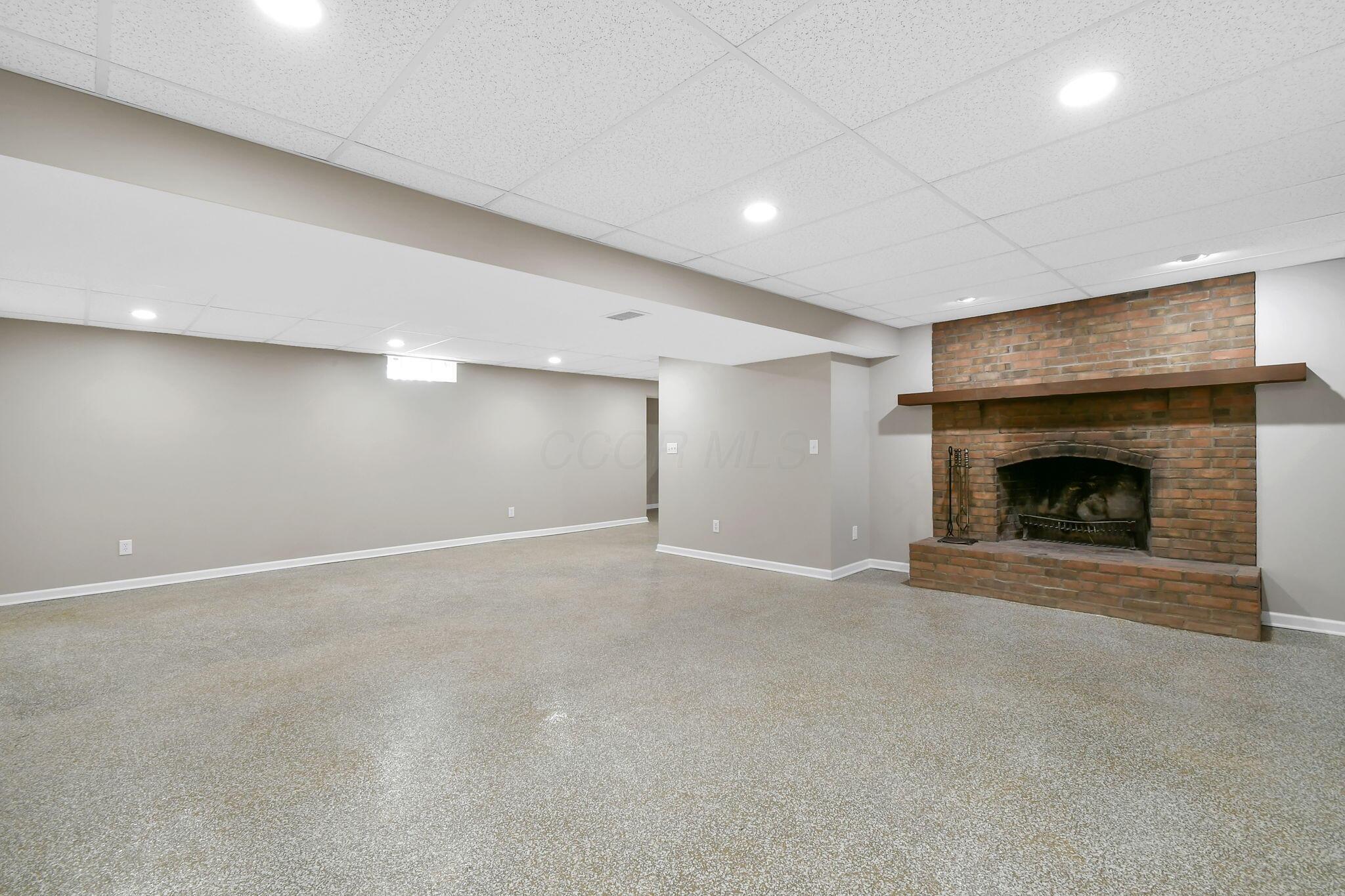 13669 E State Route 37 Property Photo 26