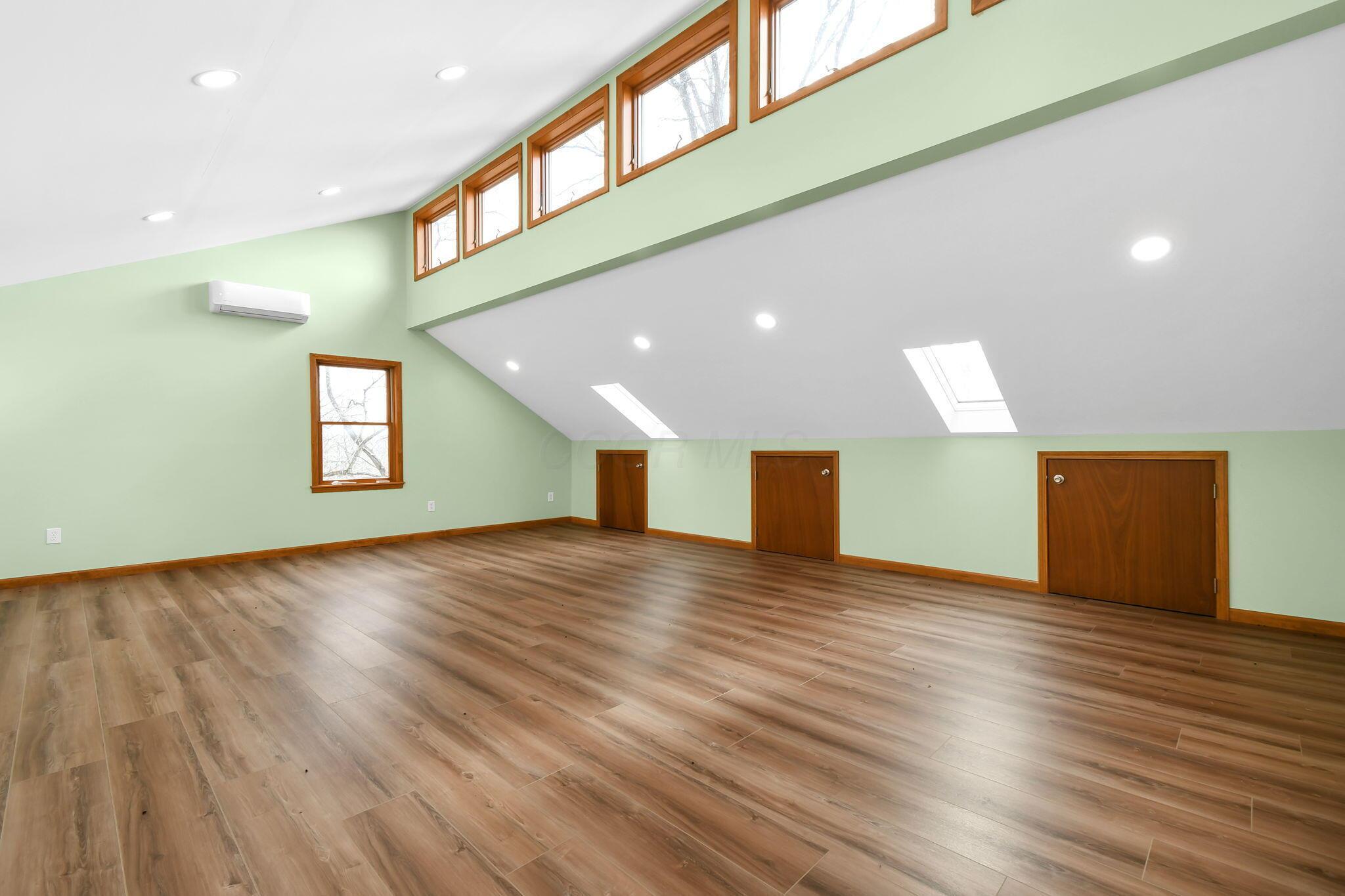 13669 E State Route 37 Property Photo 27