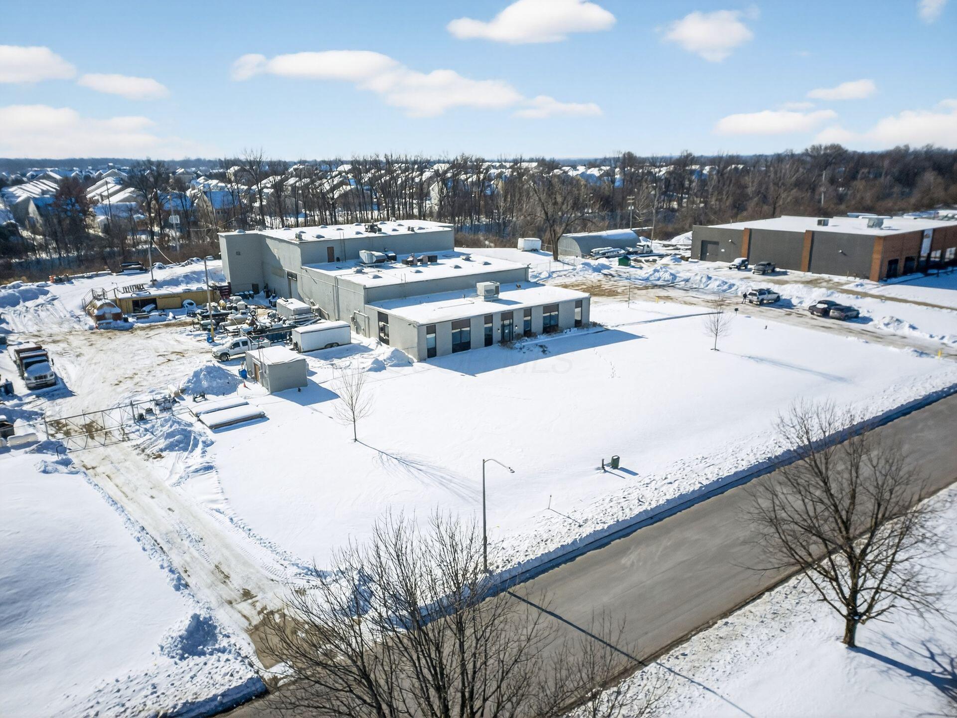 1333 Research Road Property Photo 4
