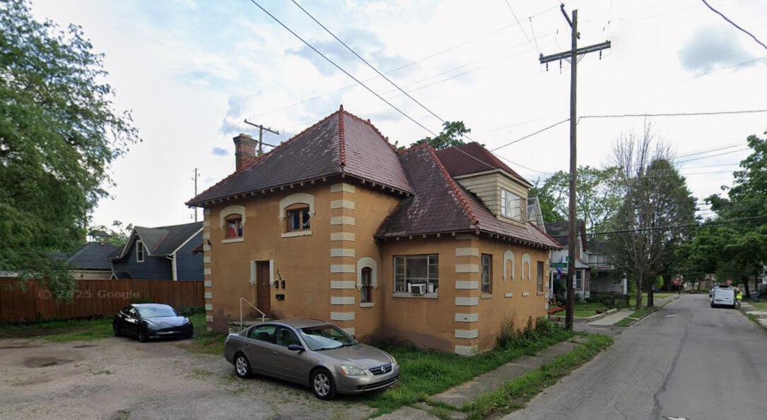 1021 Bryden Road Property Photo 3