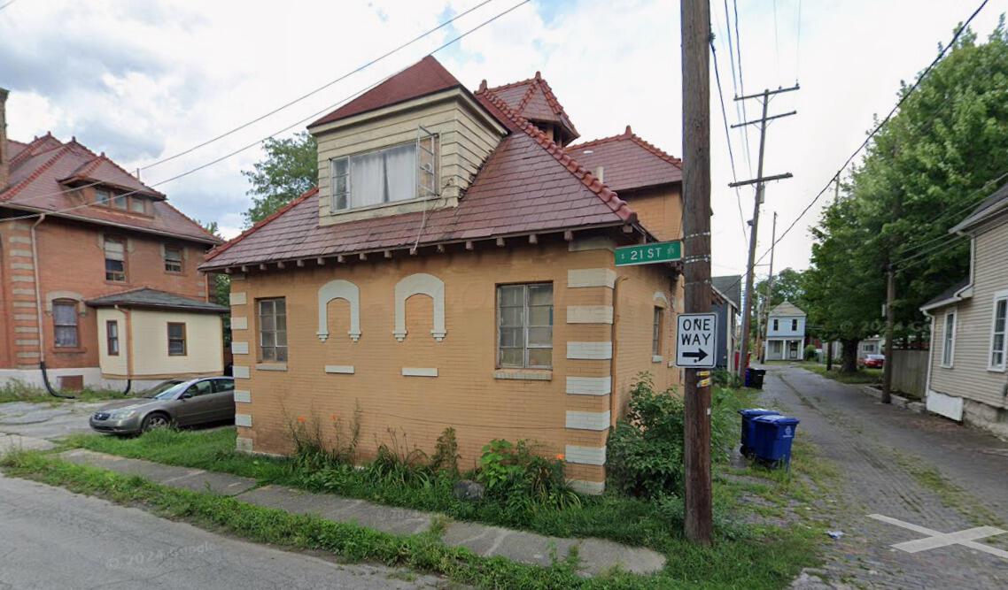 1021 Bryden Road Property Photo 4