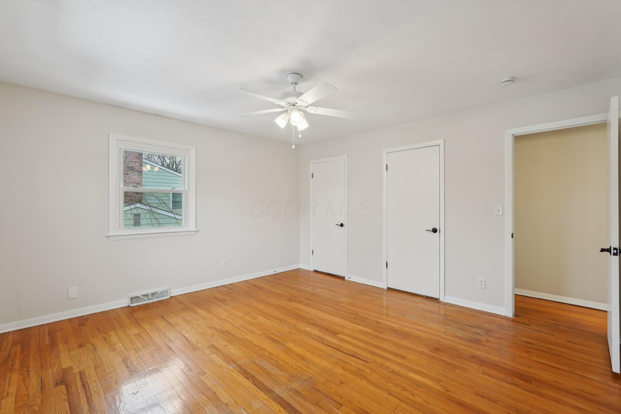 5644 Linworth Road Property Photo 15