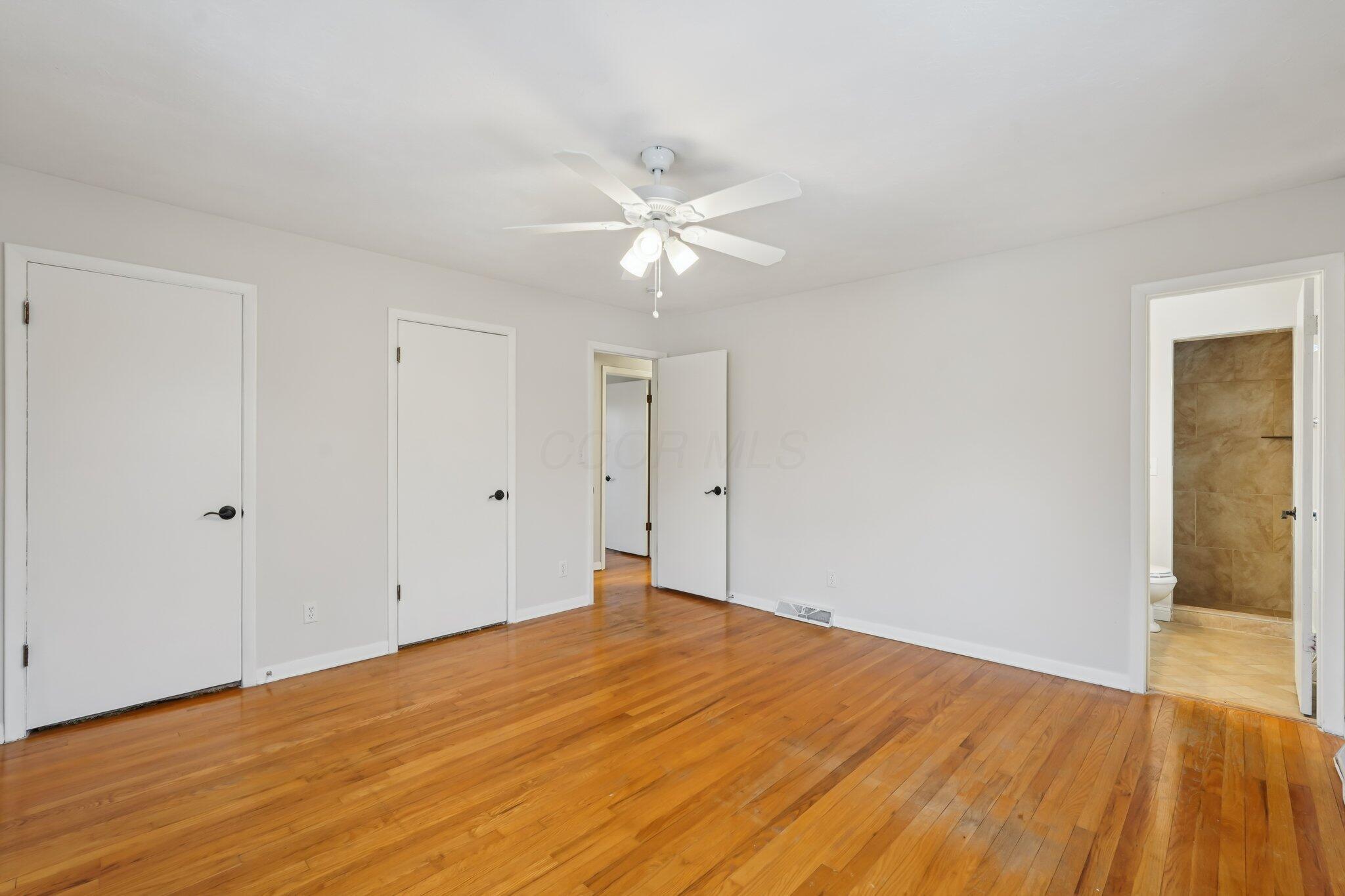 5644 Linworth Road Property Photo 16