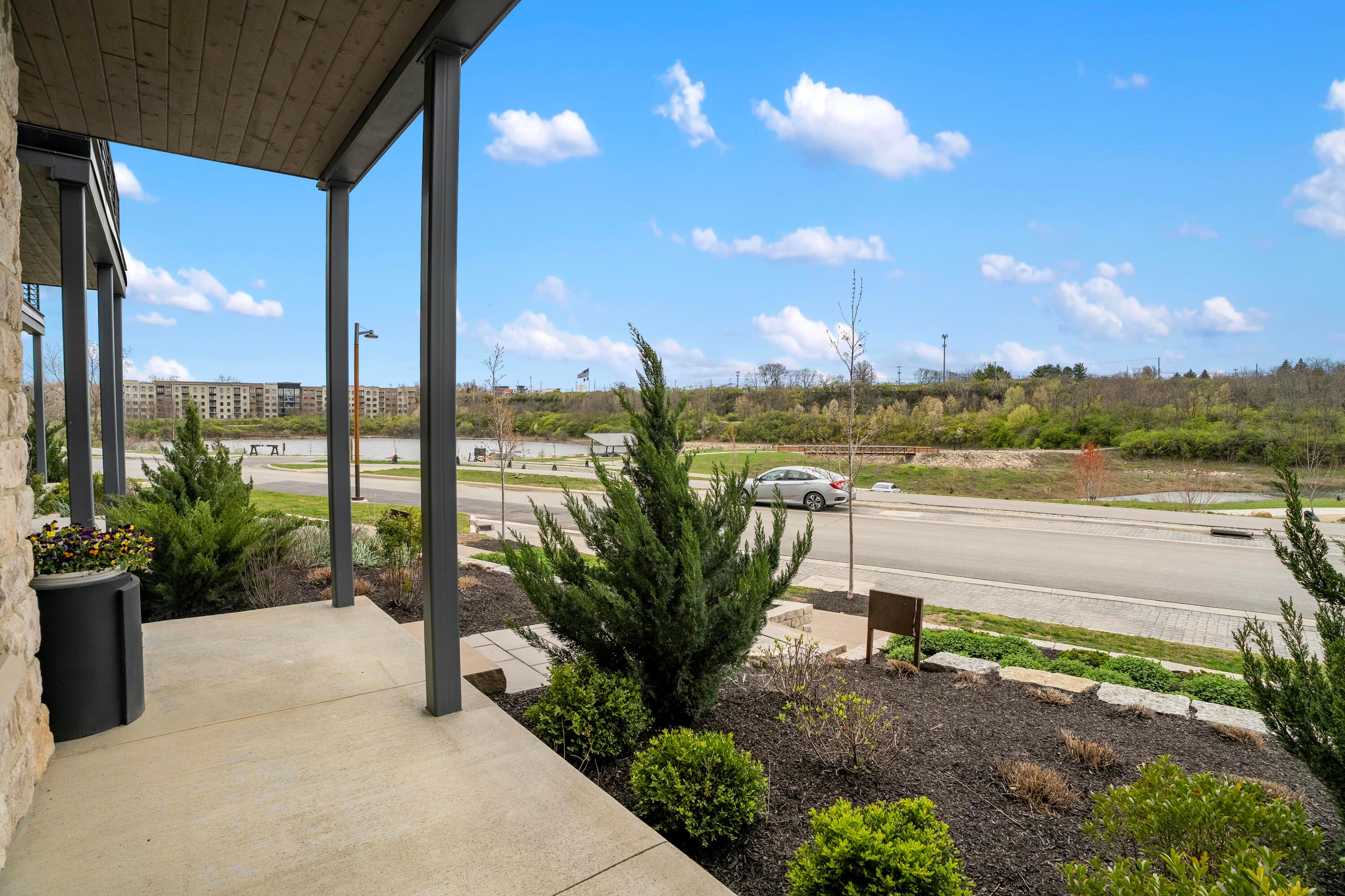 2288 Quarry Trails Drive Property Photo 4