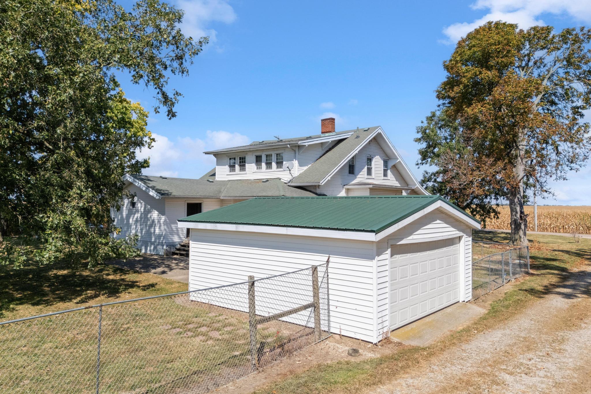7764 Glaze Road Property Photo 7