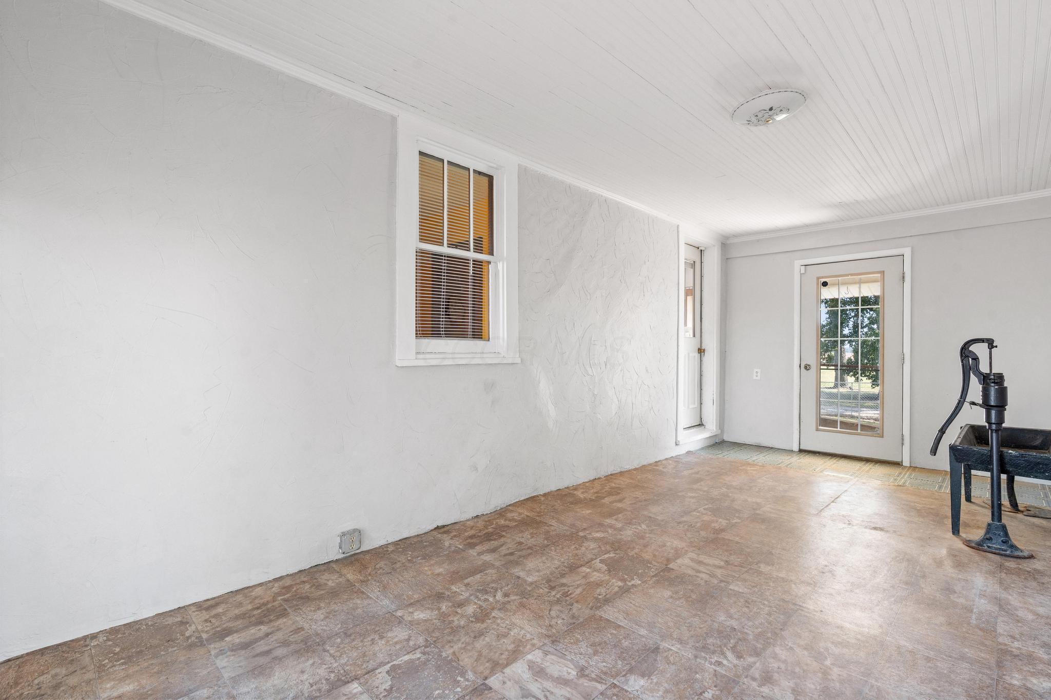 7764 Glaze Road Property Photo 31
