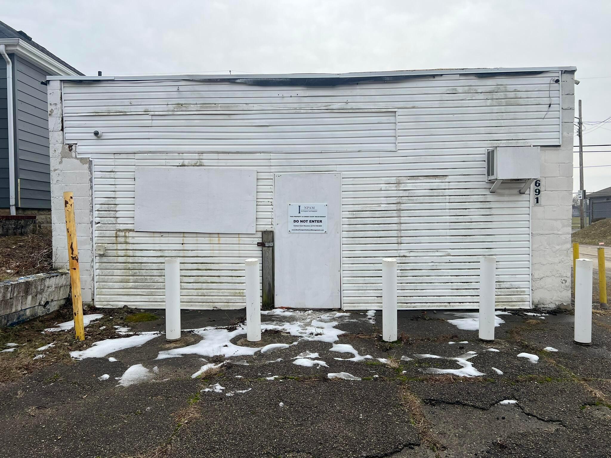 691 Stewart Avenue Property Photo 1