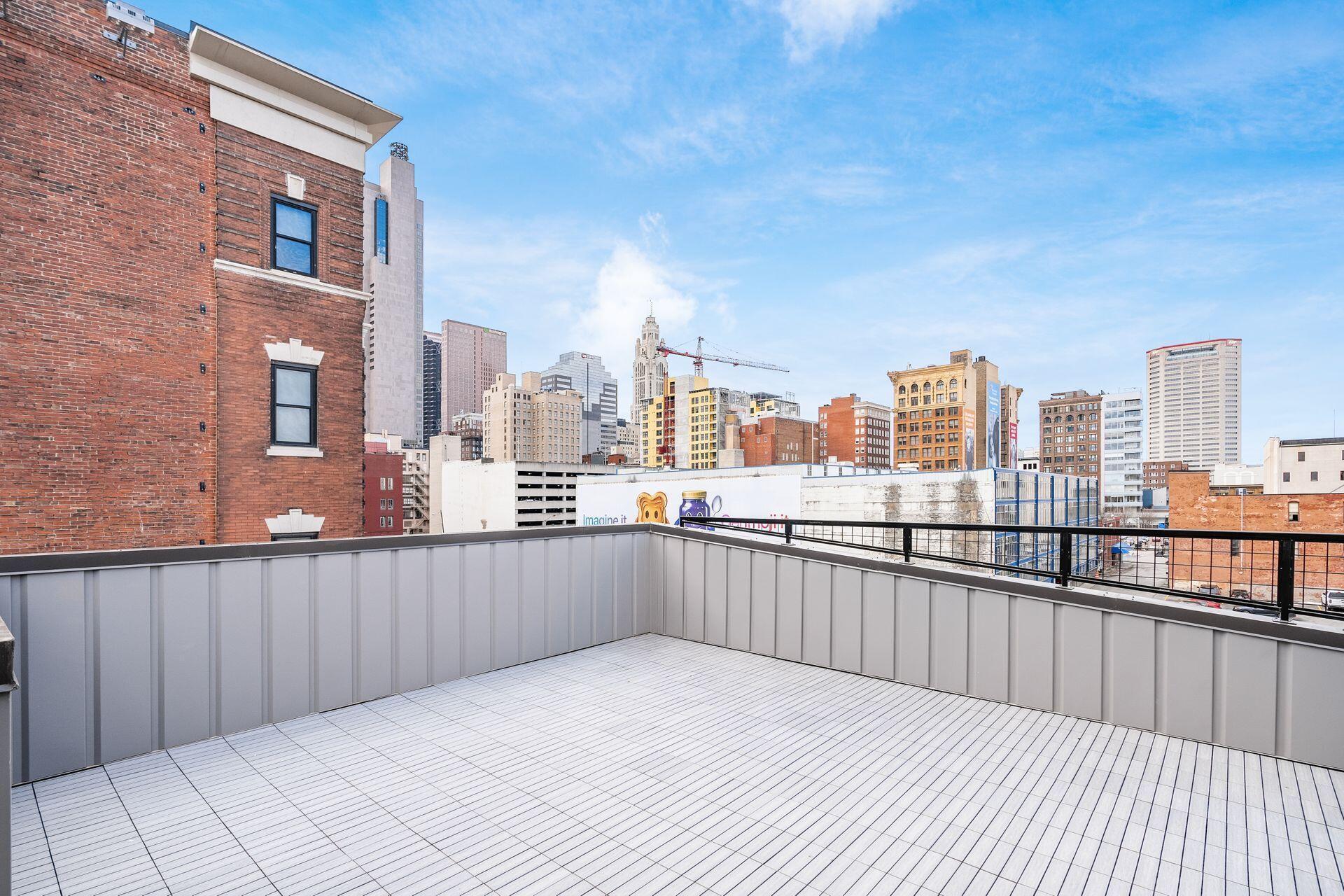 106 E Lafayette Street Property Photo 2